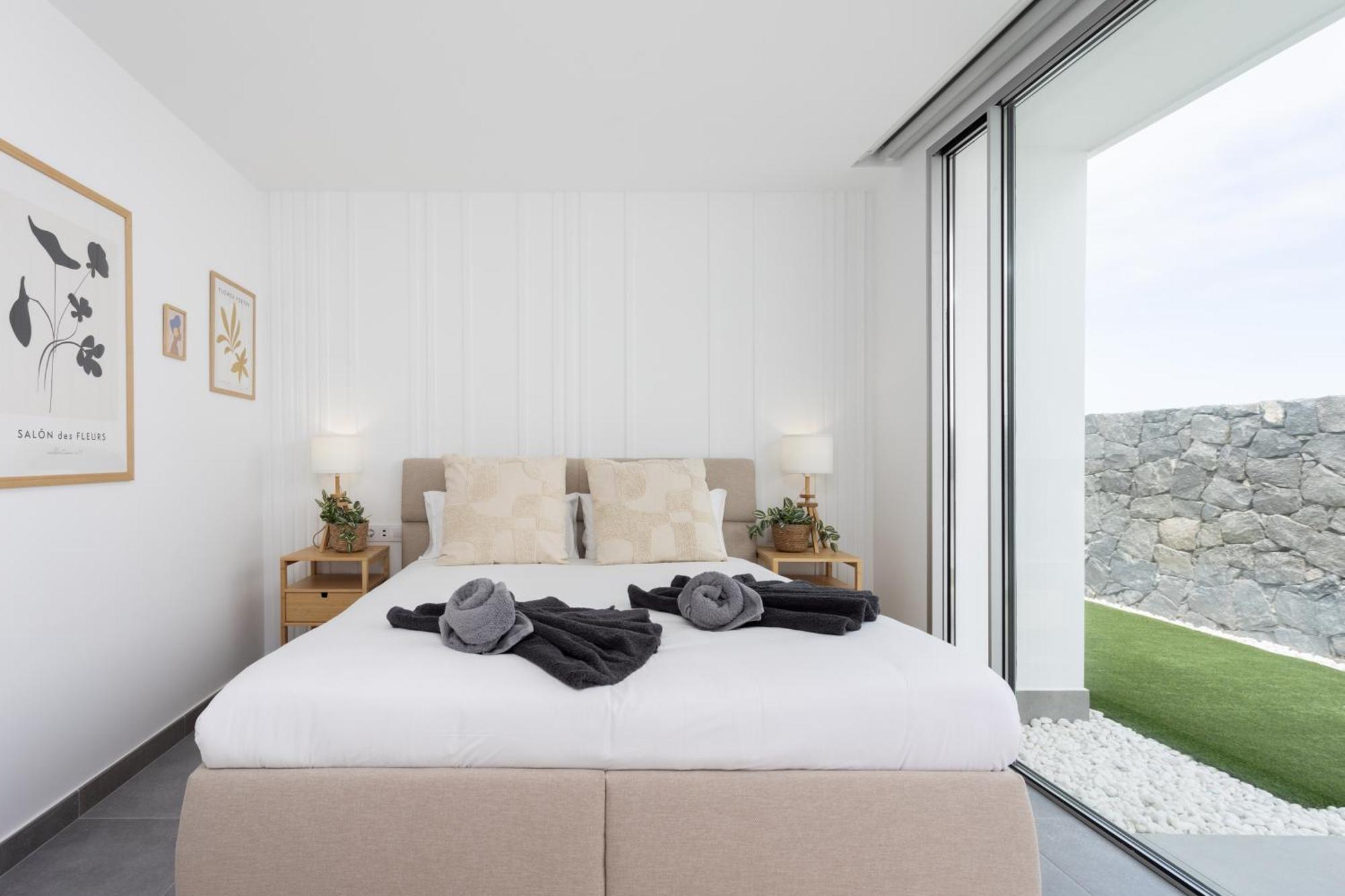 Sybaris 09 By Smart Villa