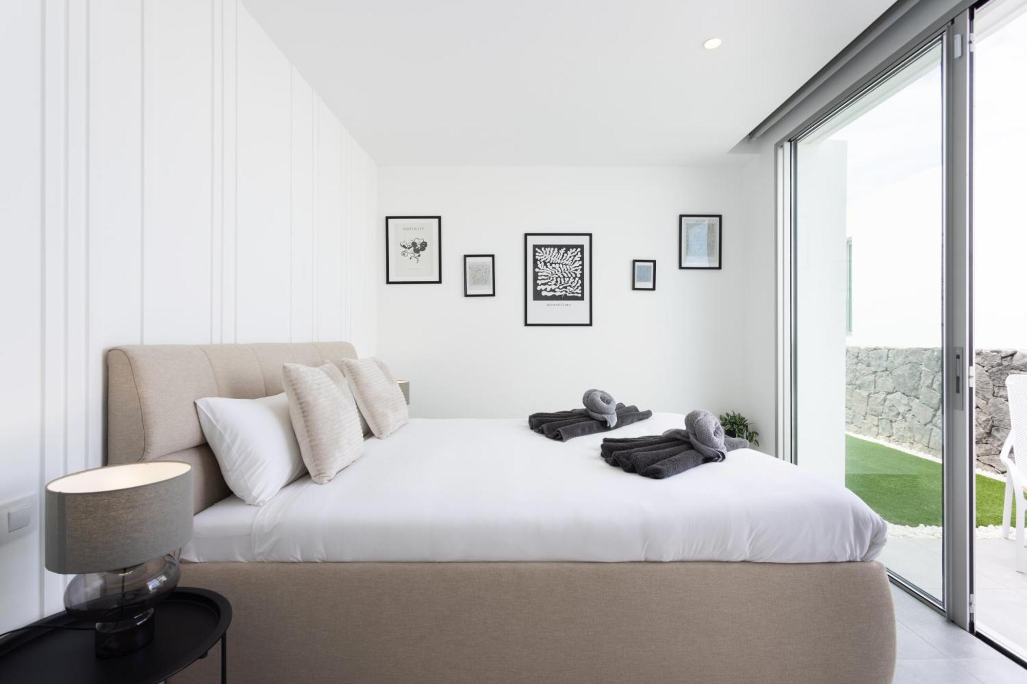 Sybaris 09 By Smart *