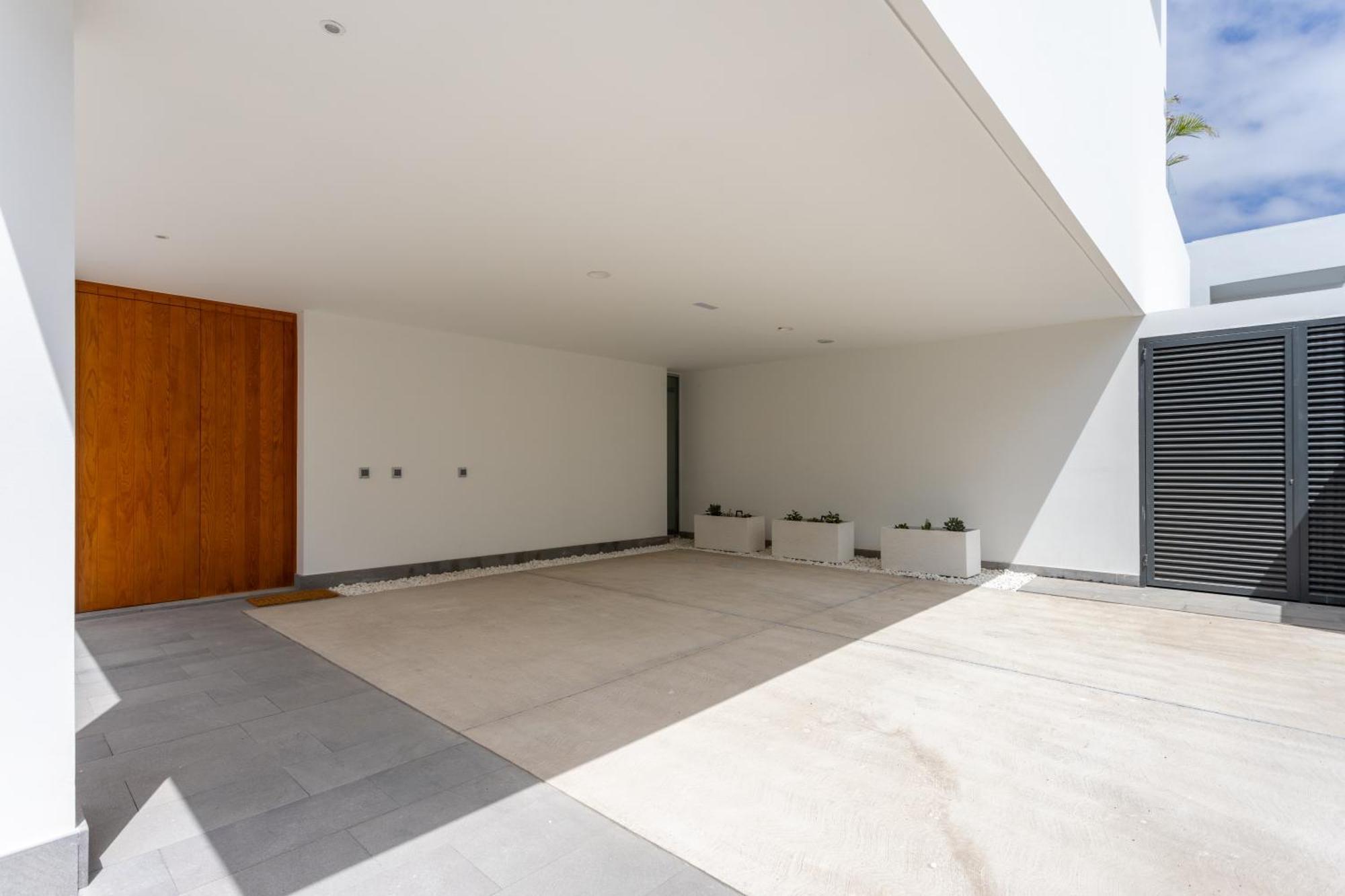 Sybaris 09 By Smart Villa
