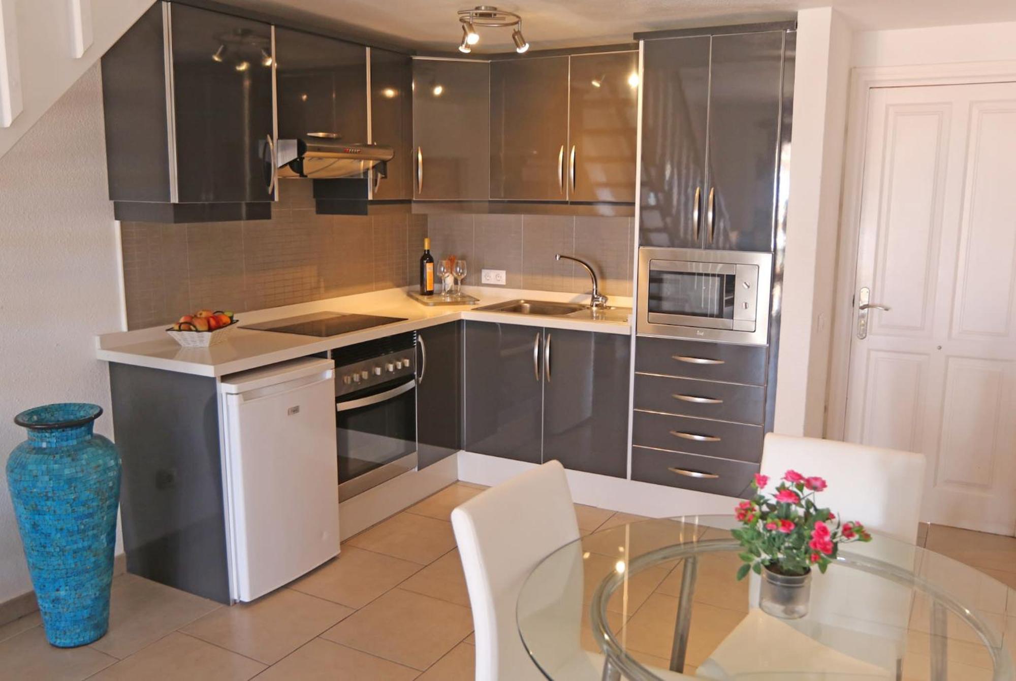 Tenerife Royal Gardens 20 - One Bed Apartment Playa de las Americas (Tenerife)