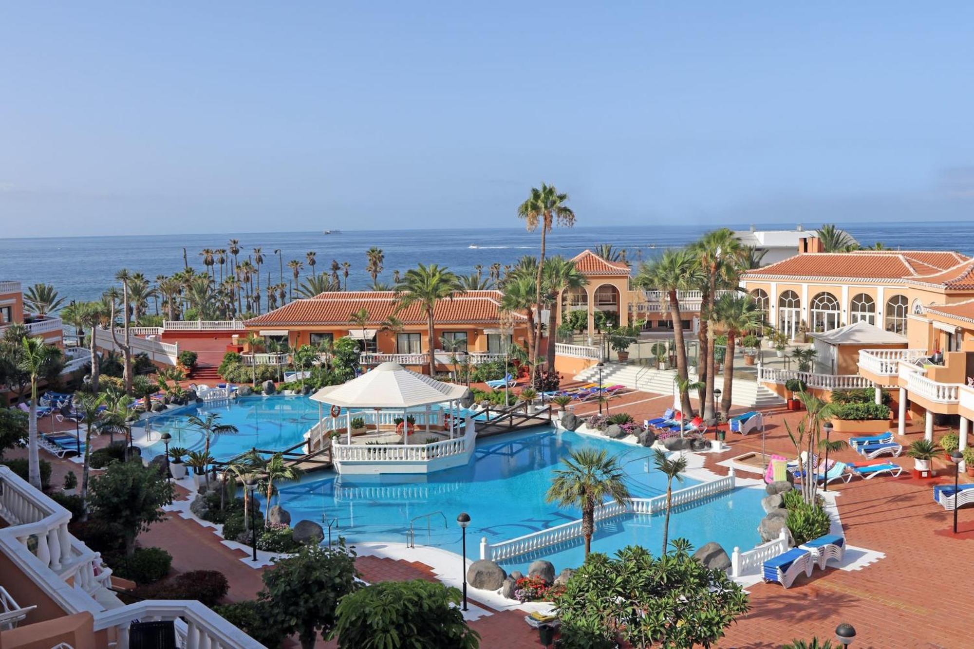 Tenerife Royal Gardens 20 - One Bed Apartment *