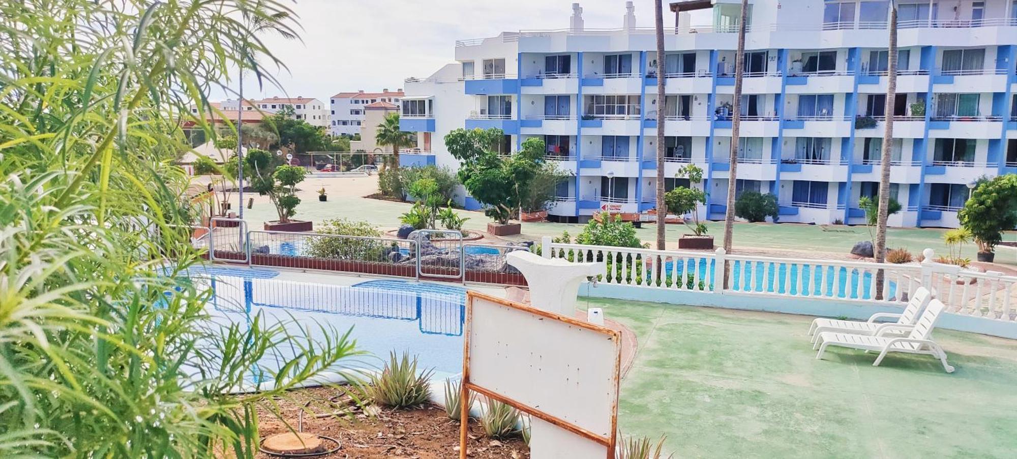 Park Con Piscina, Bar, Wifi, Parking Appartement
