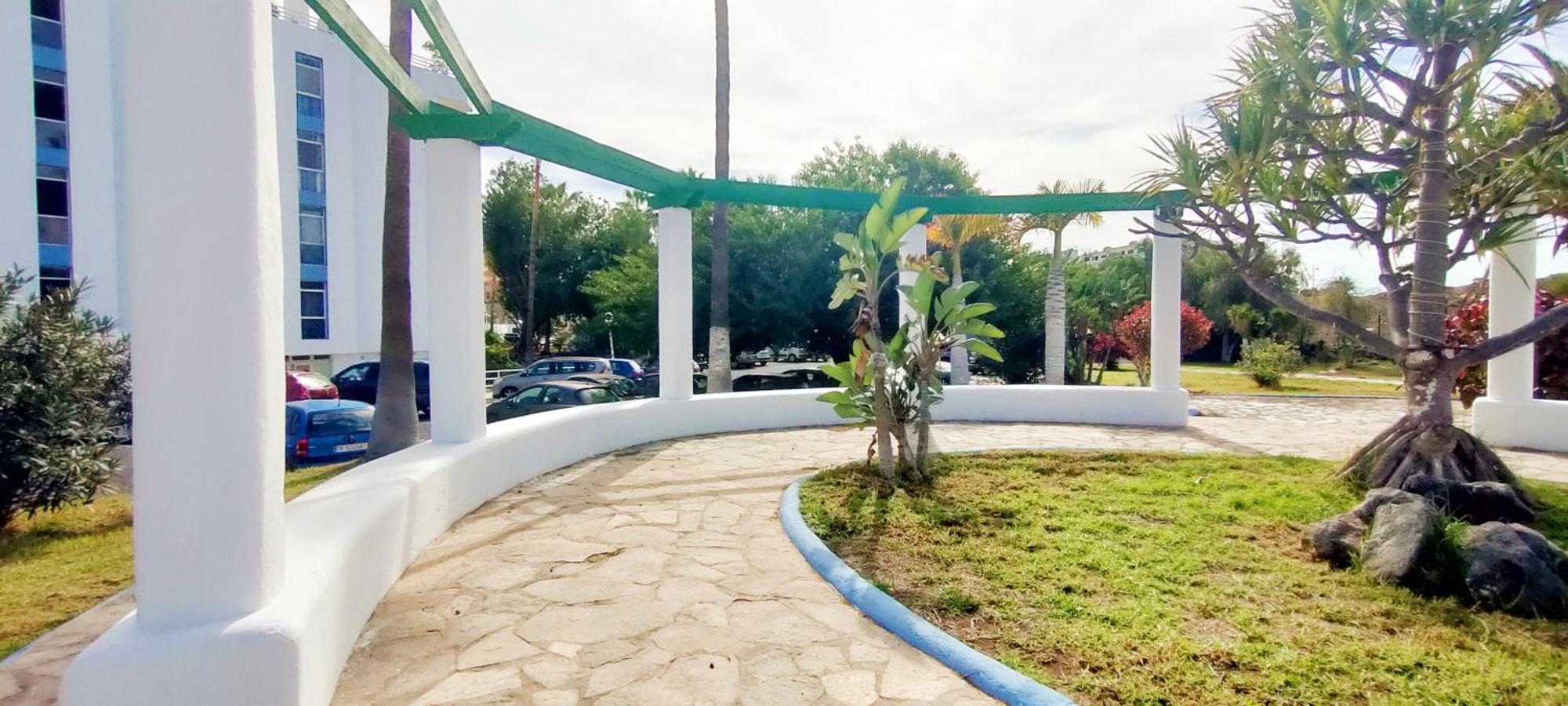 Appartement Park Con Piscina, Bar, Wifi, Parking *