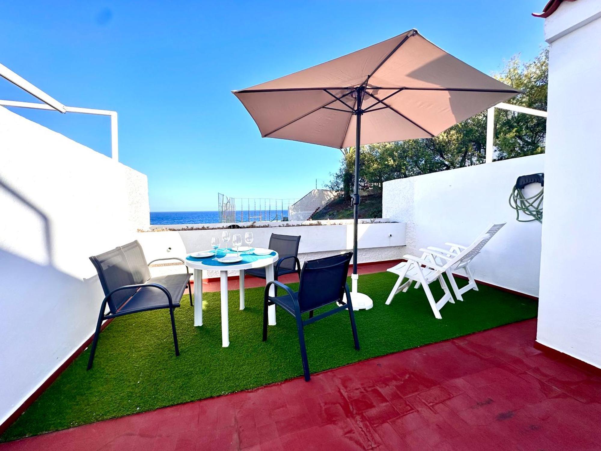 Marina Blue, Caletillas * Candelaria