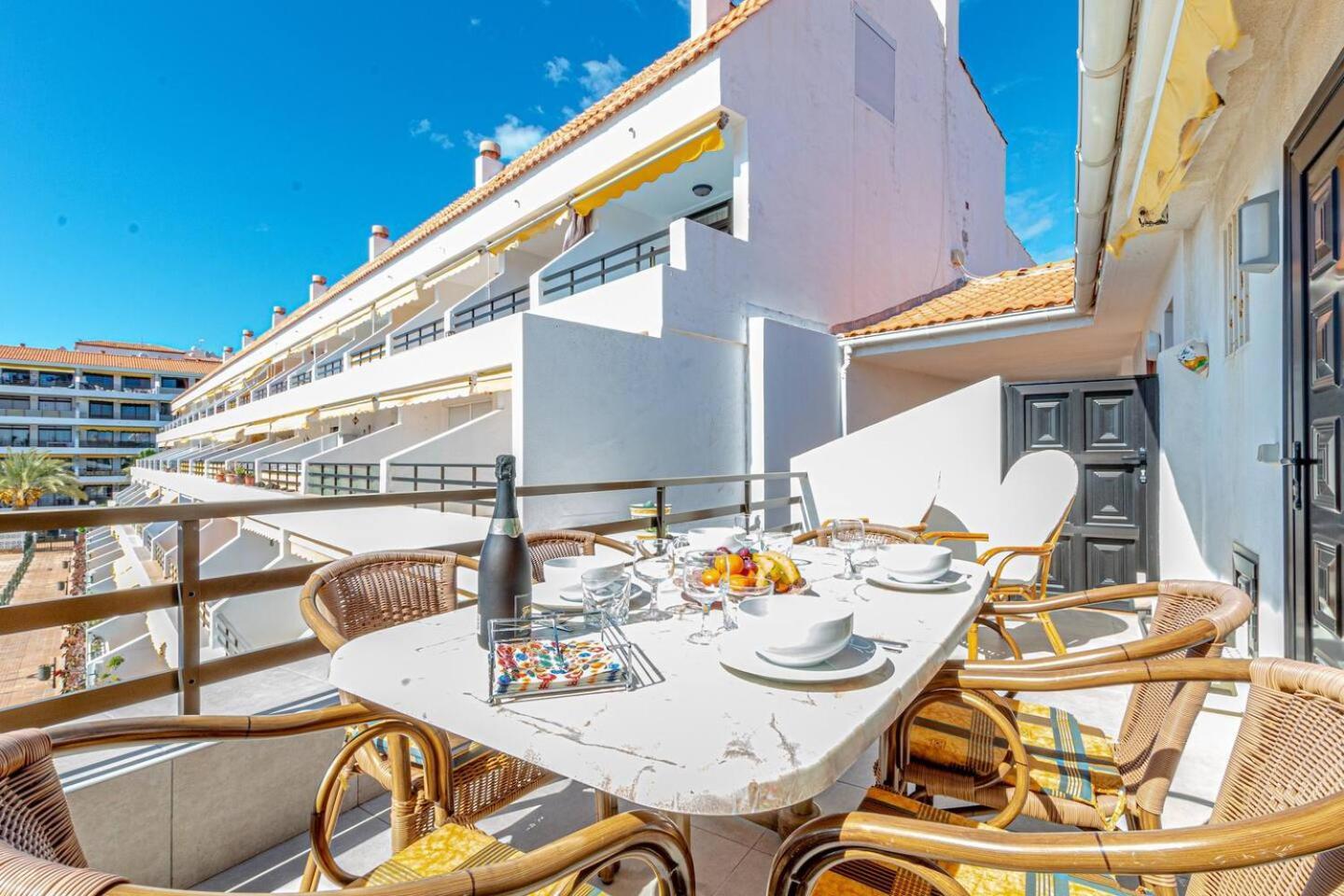 Panoramic View Sunflower By Dream Homes Tenerife * Puerto de Santiago (Tenerife)