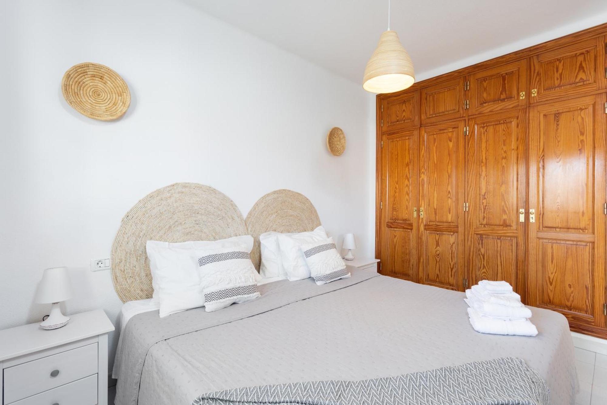 Home2book Stylish Pool & Terrace, Club Appartement *