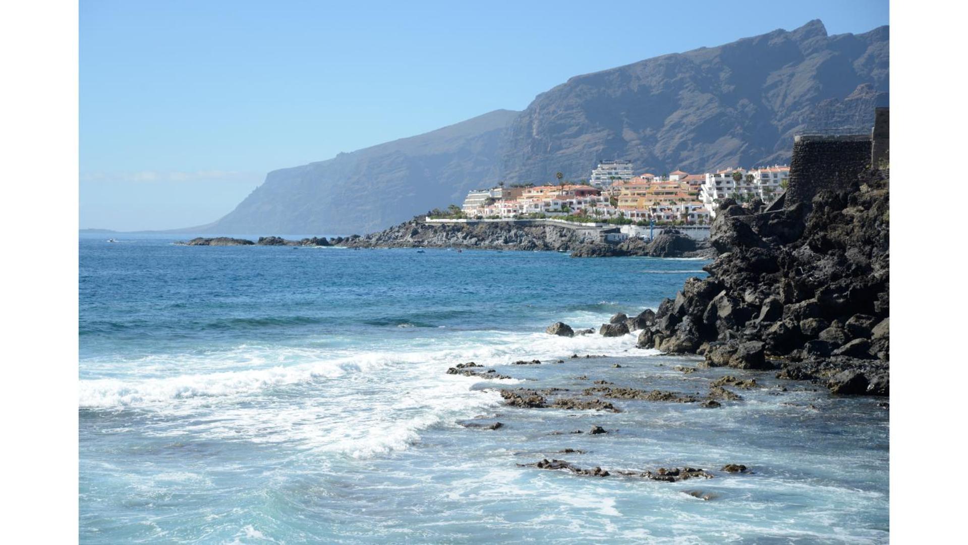 Bright 2 Bedroom By Dream Homes Tenerife *