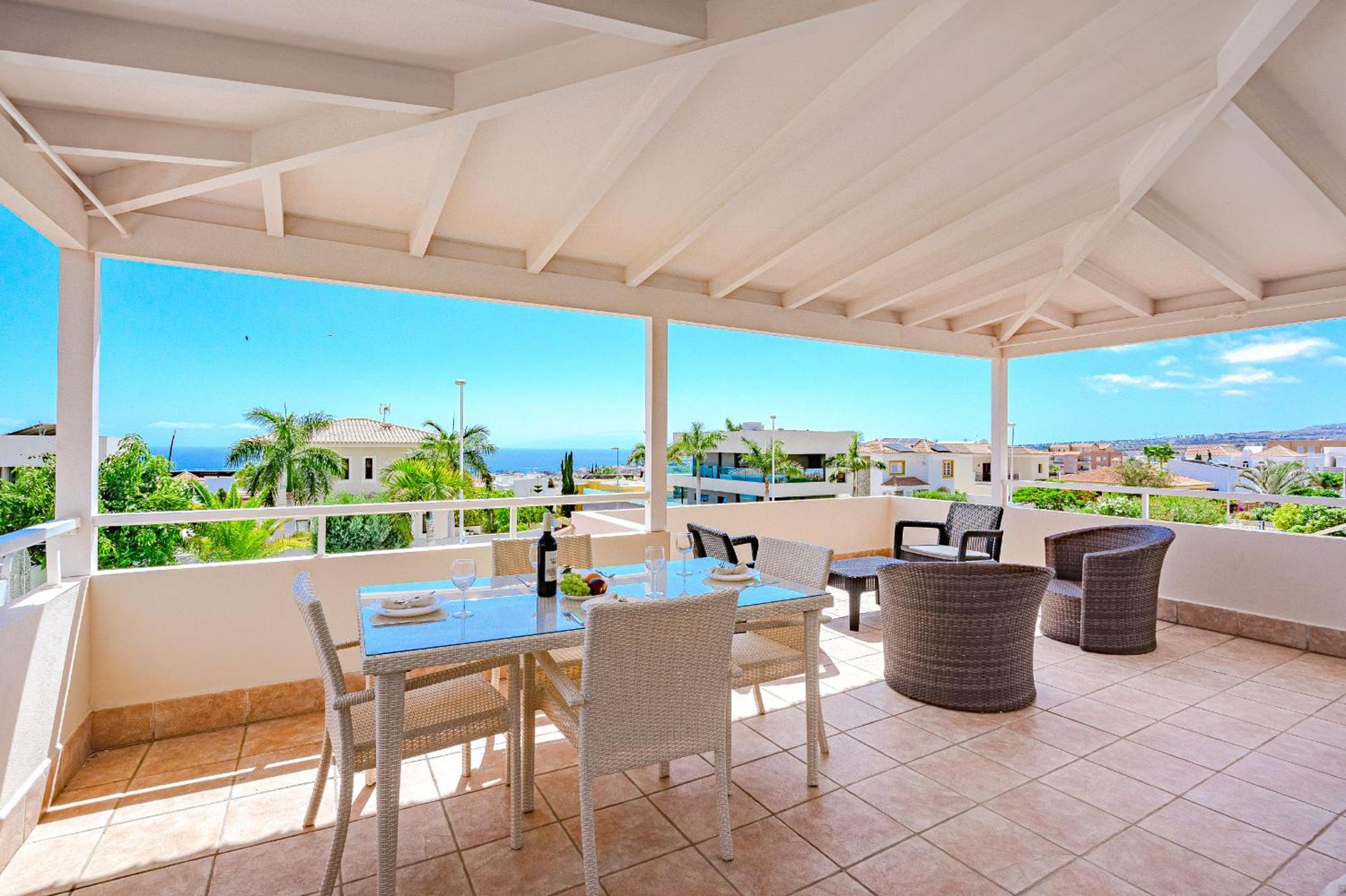 Villa Sabina - 6 Bedroom House Costa Adeje (Tenerife)