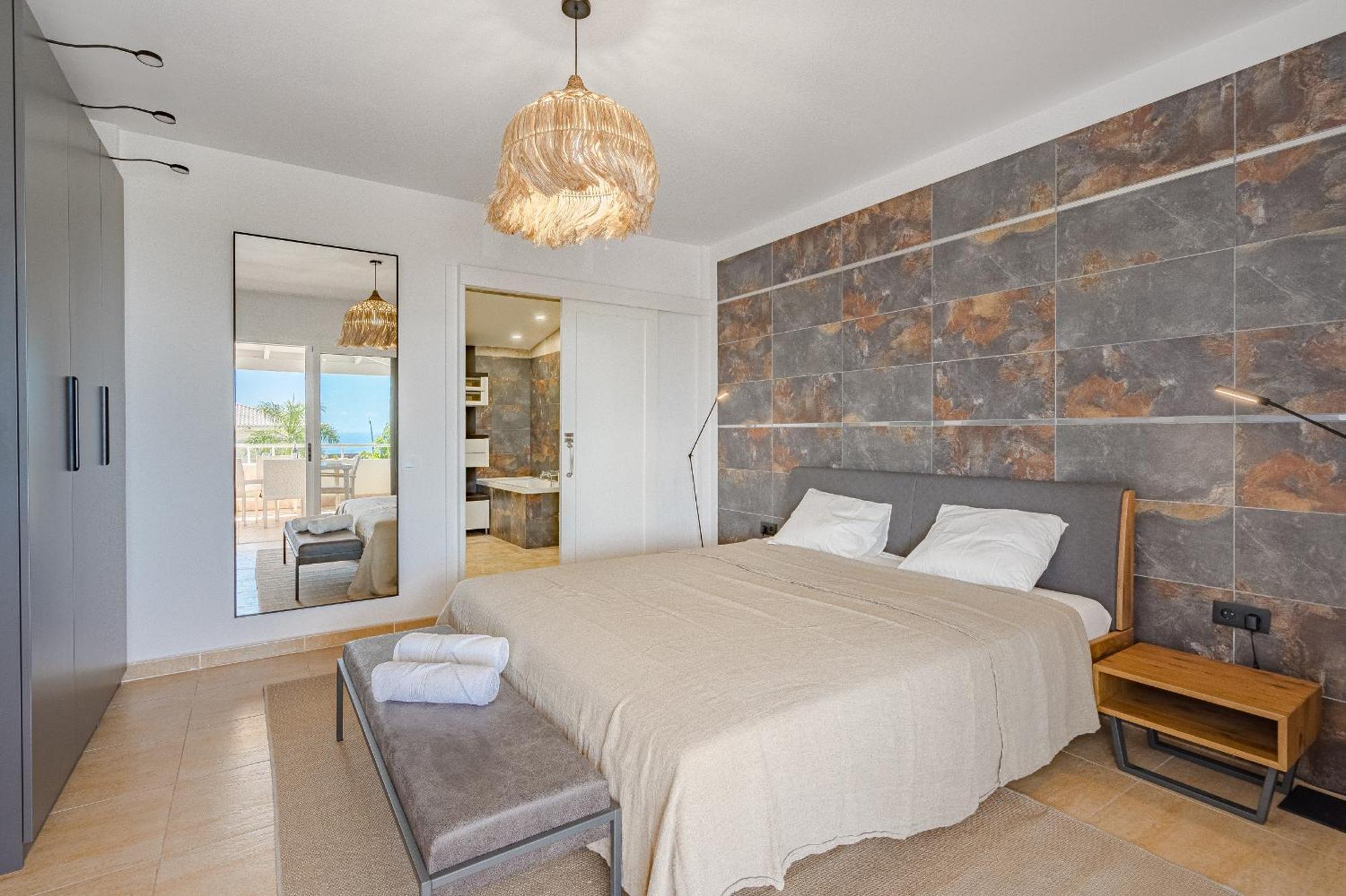 Sabina - 6 Bedroom House Costa Adeje (Tenerife)