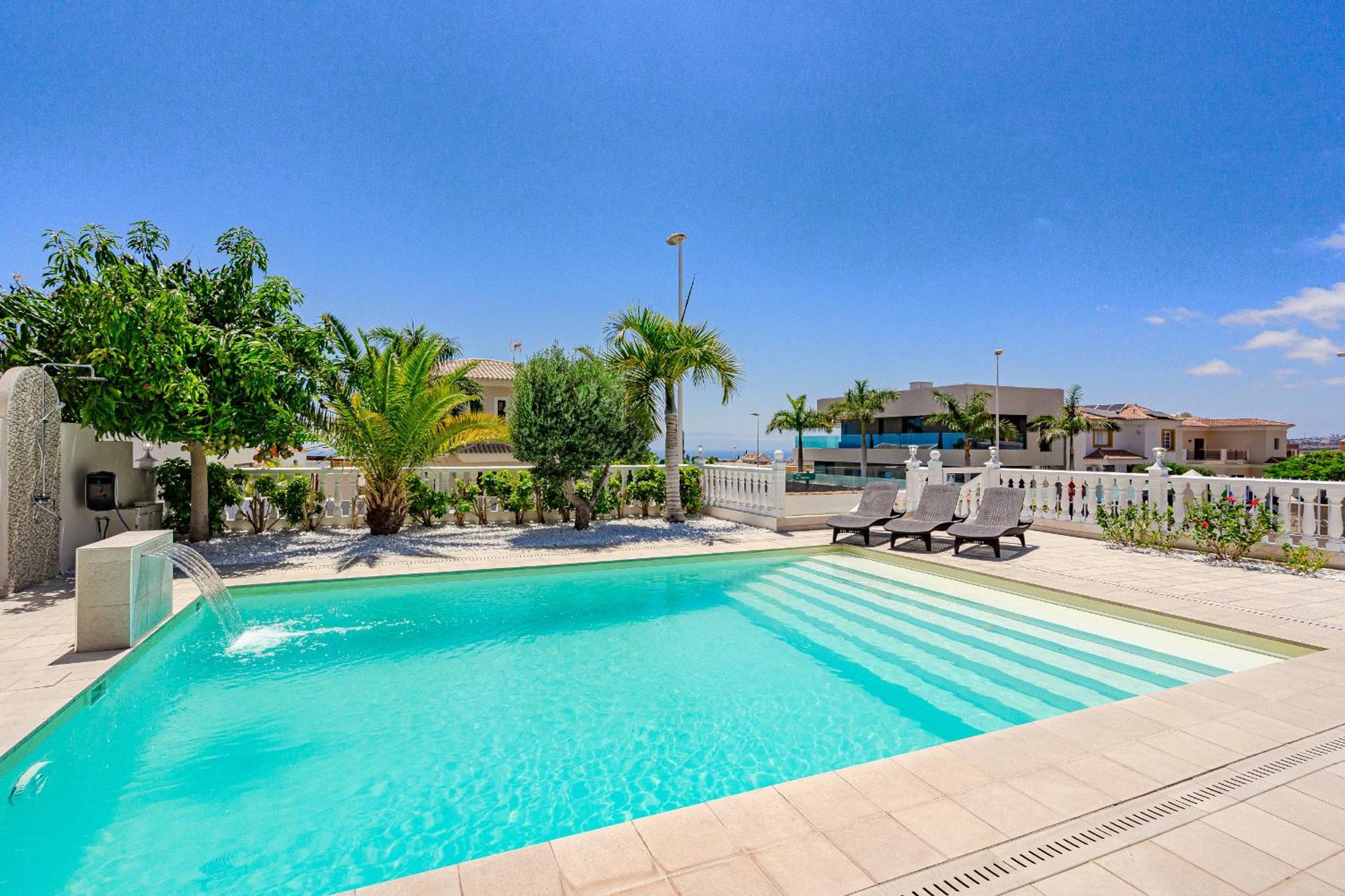Sabina - 6 Bedroom House * Costa Adeje (Tenerife)