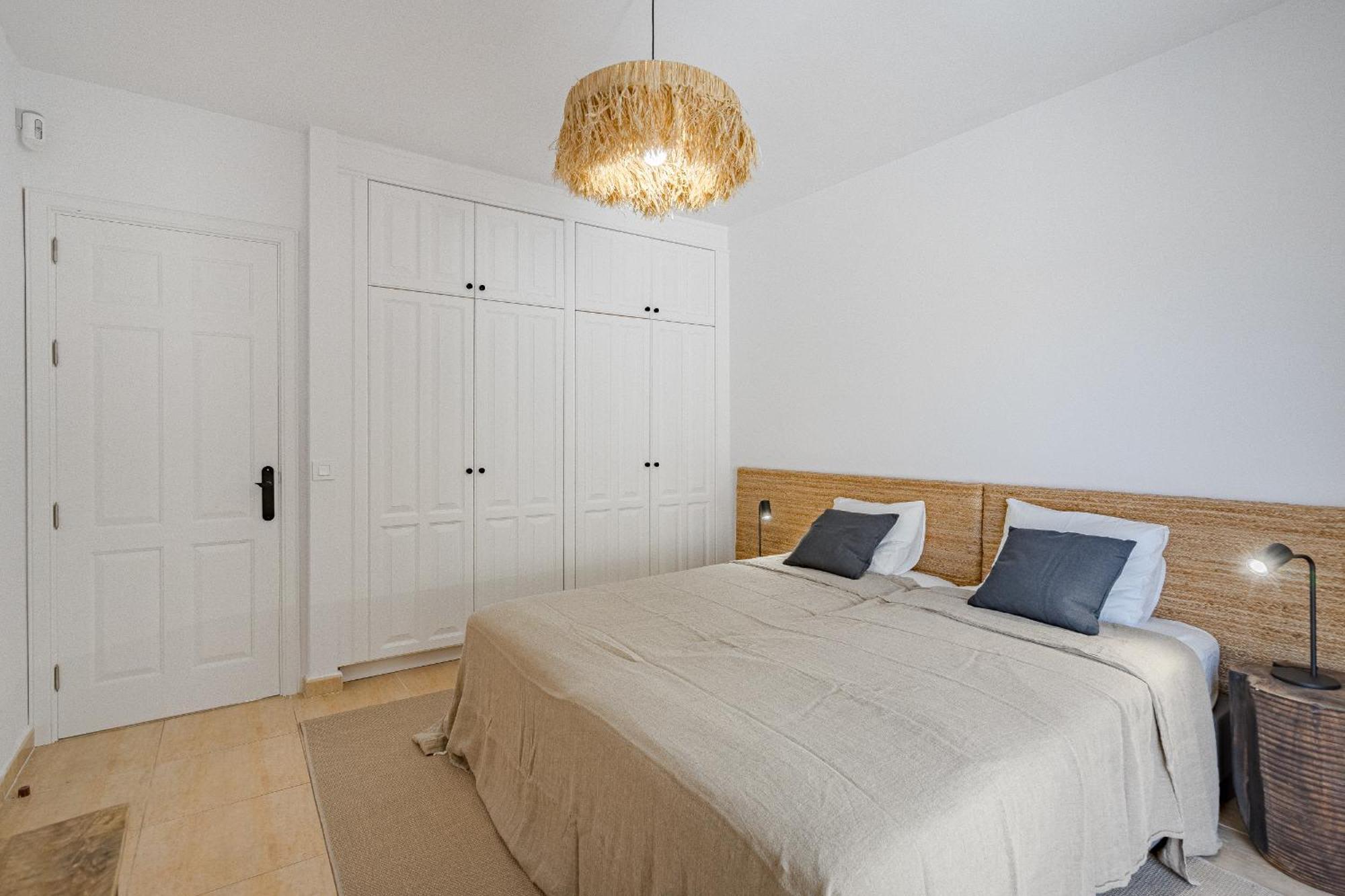 Villa Sabina - 6 Bedroom House
