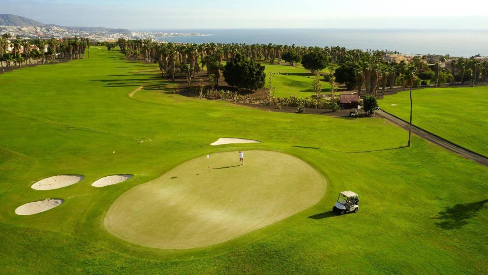 New Luxury Relaxing Holidays Golf & Sun, Appartement