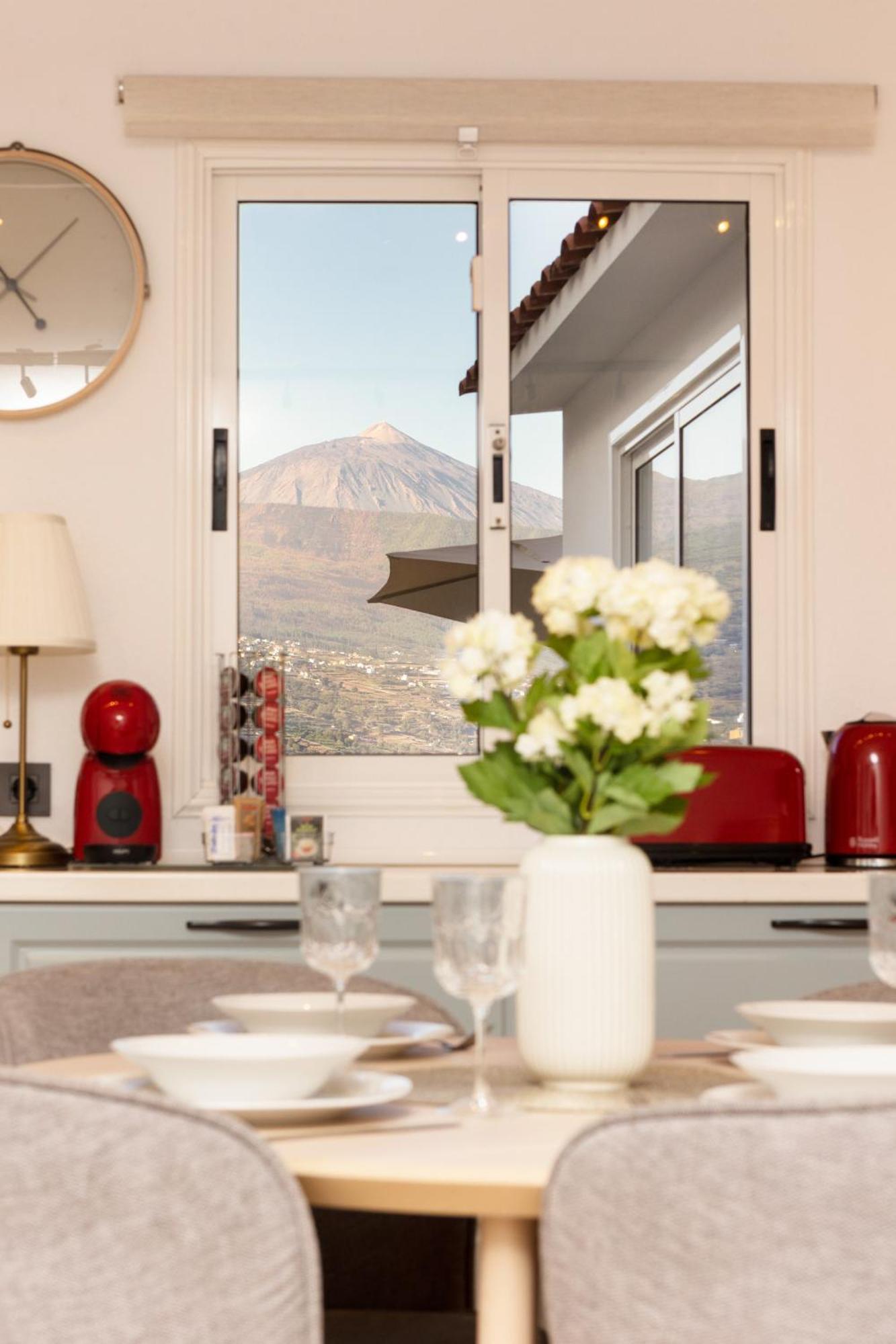 Elegant, Comfortable Penthouse With Scenic Views Apartamento *