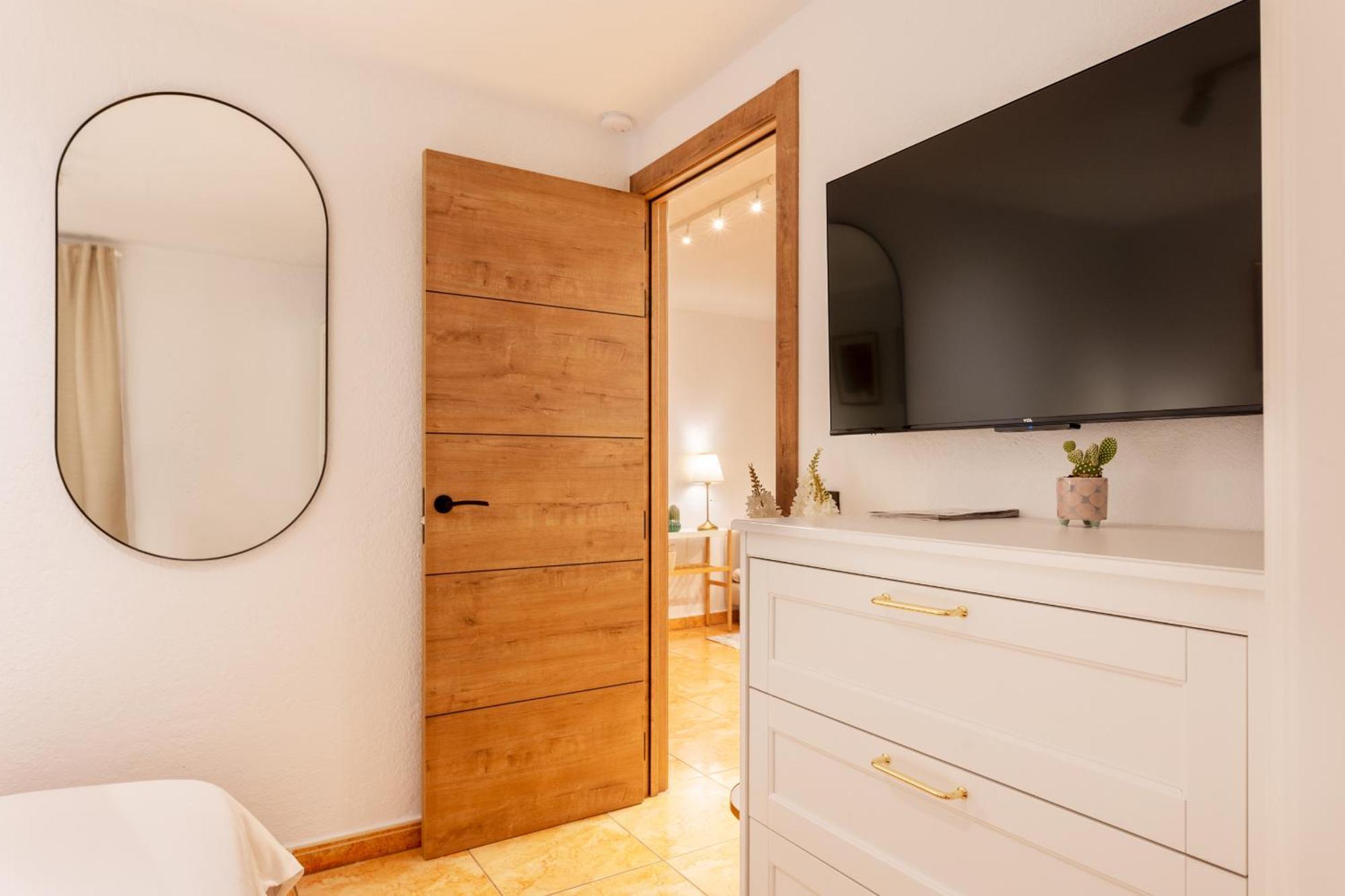 Elegant, Comfortable Penthouse With Scenic Views Appartement *