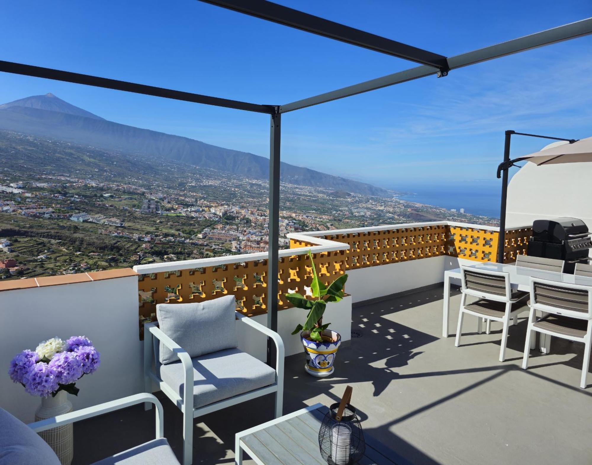 Appartement Elegant, Comfortable Penthouse With Scenic Views *
