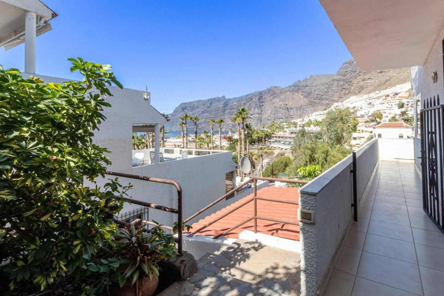 Cliff View Terrace By Dream Homes Tenerife Puerto de Santiago (Tenerife)
