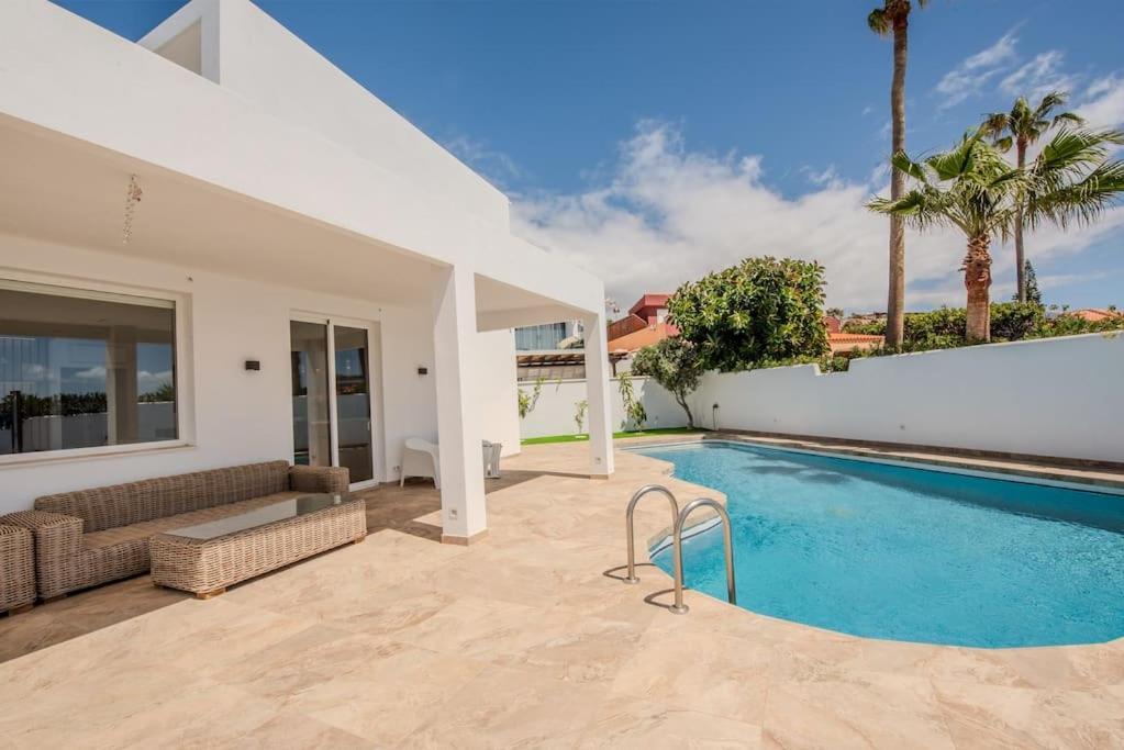 Villa Bianca Callao Salvaje