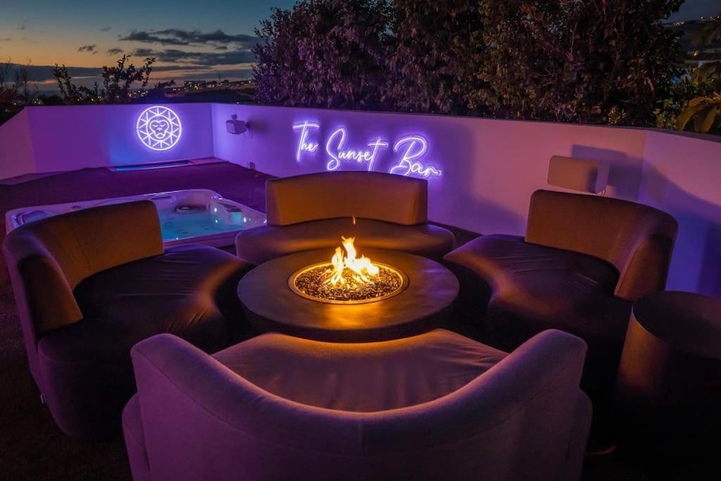 Casa Amore - By Apricus Holidays * Costa Adeje (Tenerife)