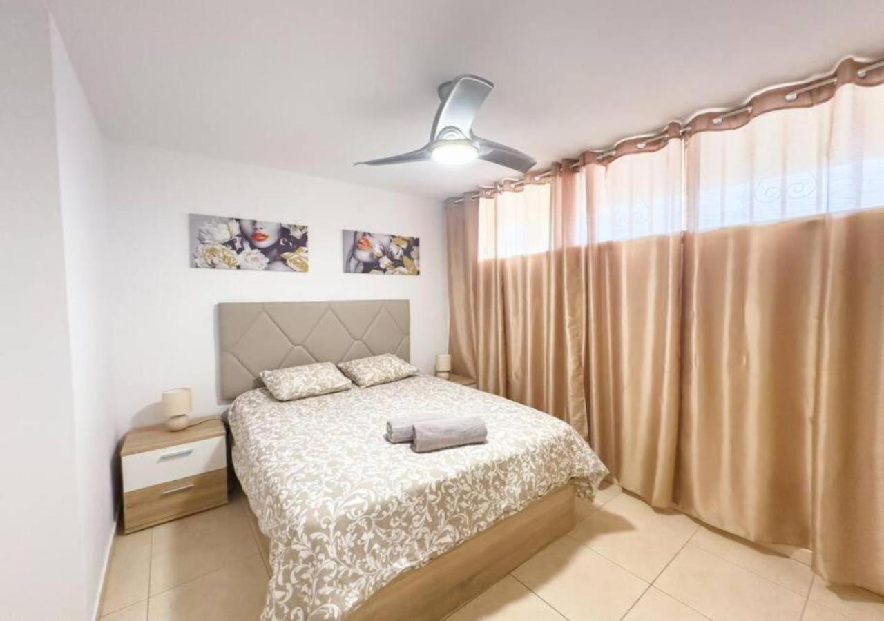 Sunny Vacation 3br Retreat By The Ocean Apartamento