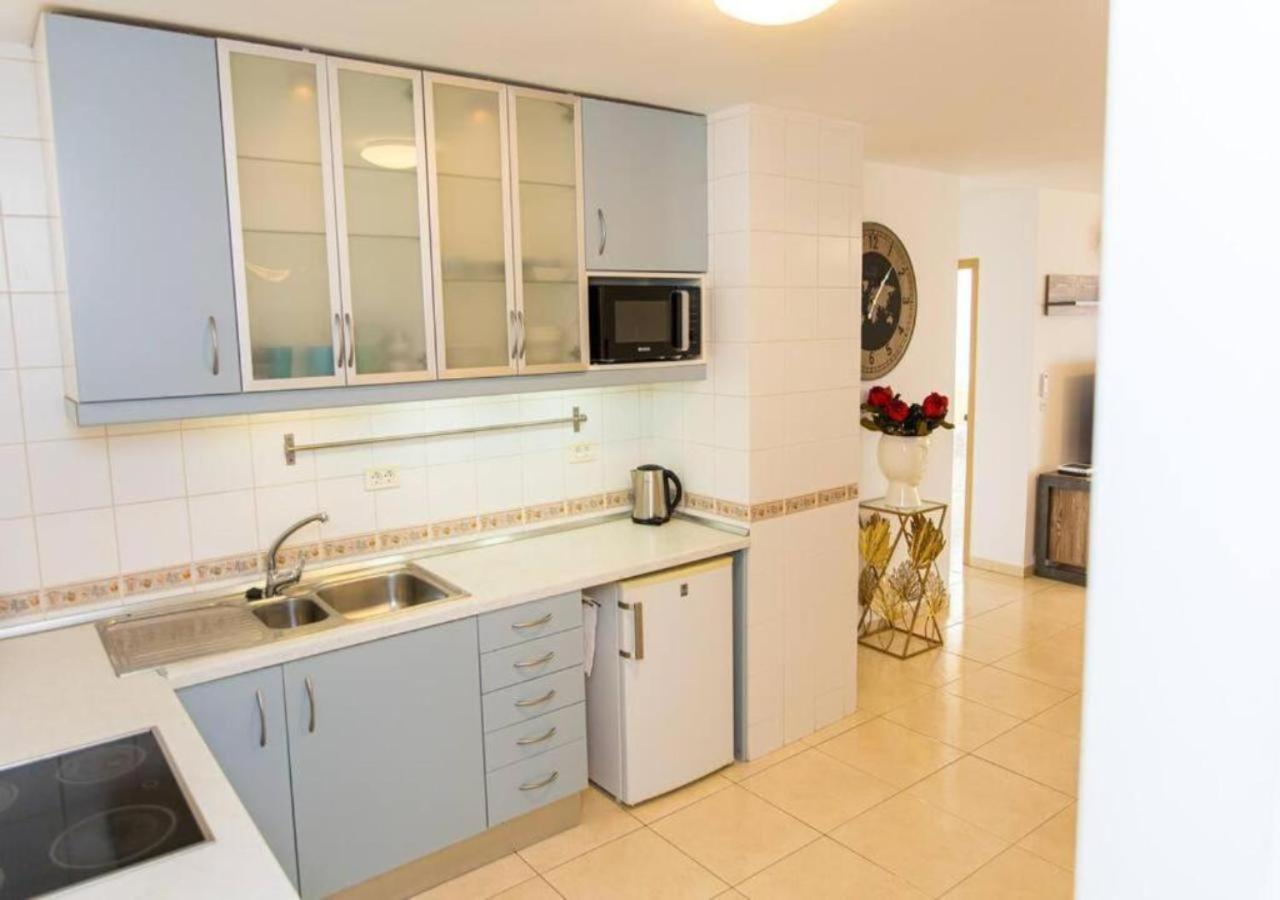 Sunny Vacation 3br Retreat By The Ocean Apartamento