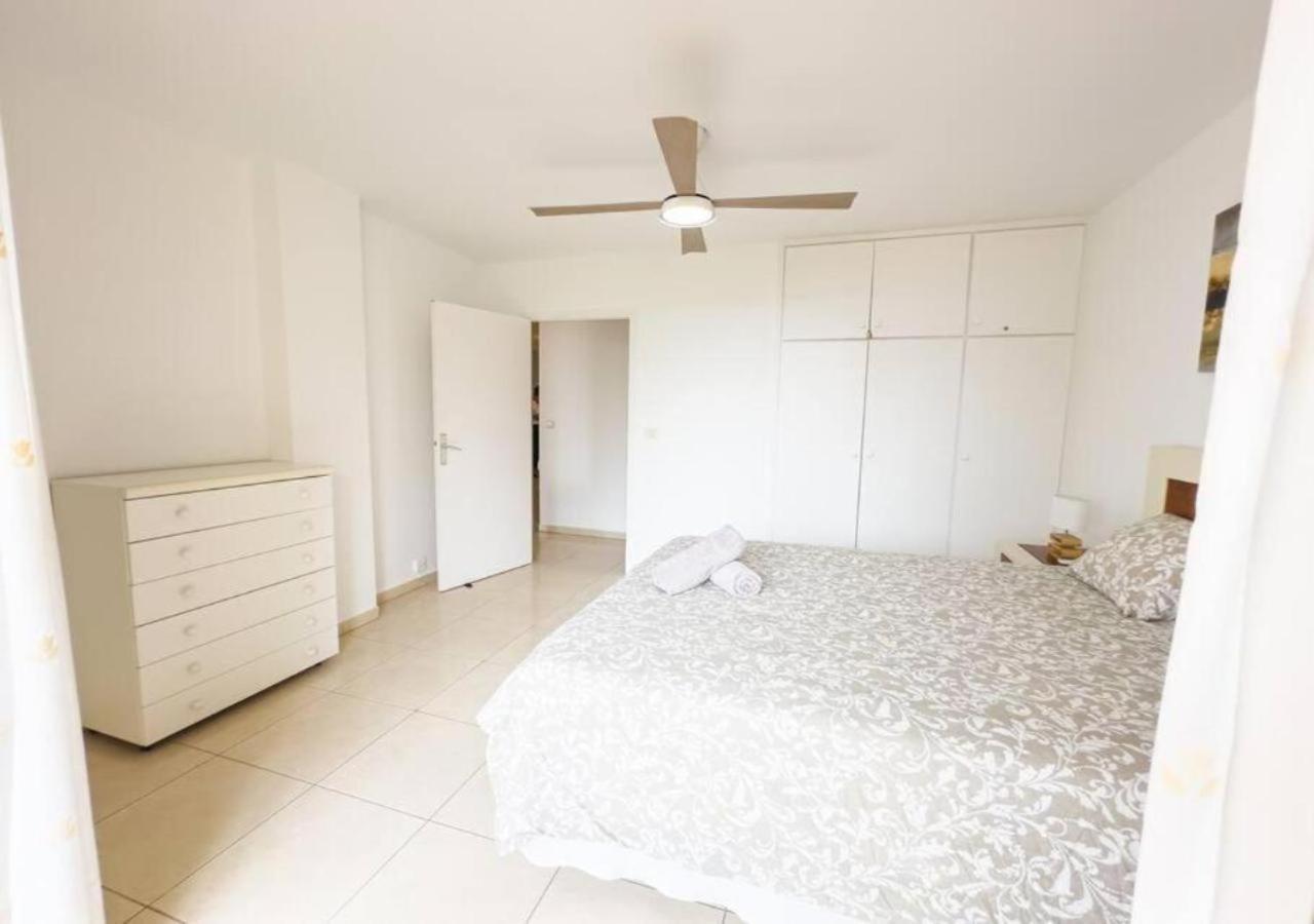 Sunny Vacation 3br Retreat By The Ocean *