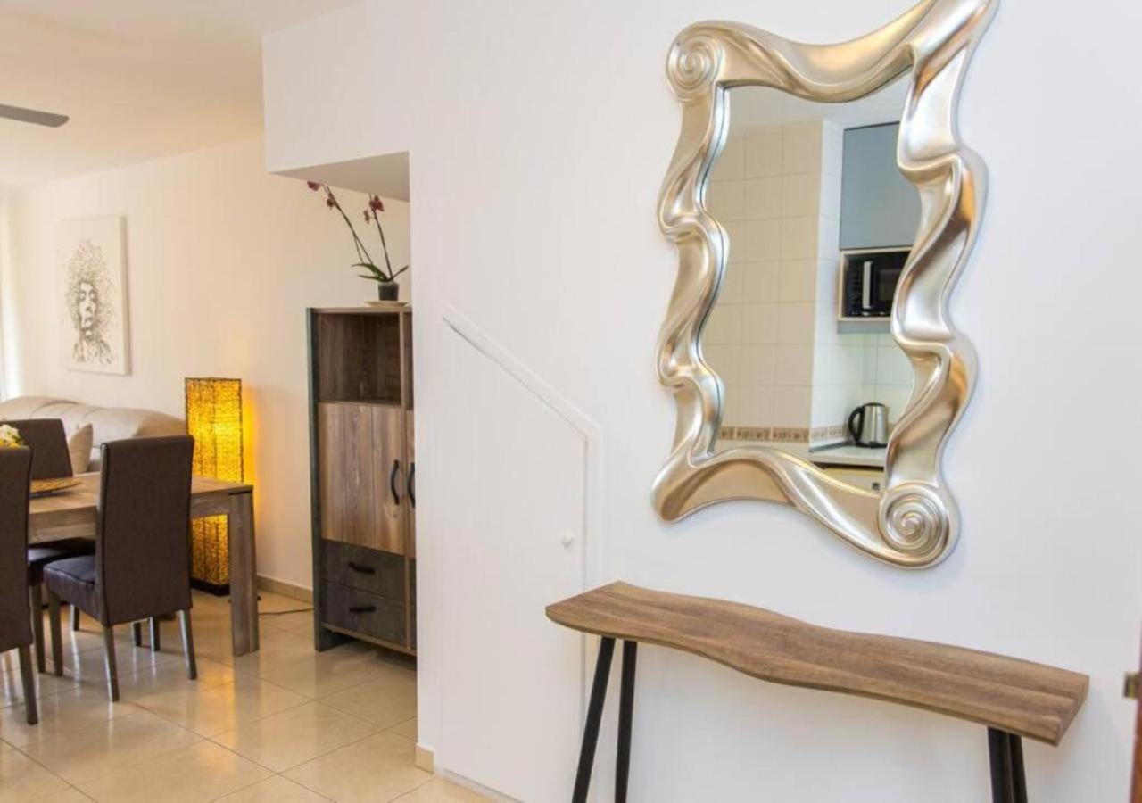 Sunny Vacation 3br Retreat By The Ocean * Callao Salvaje