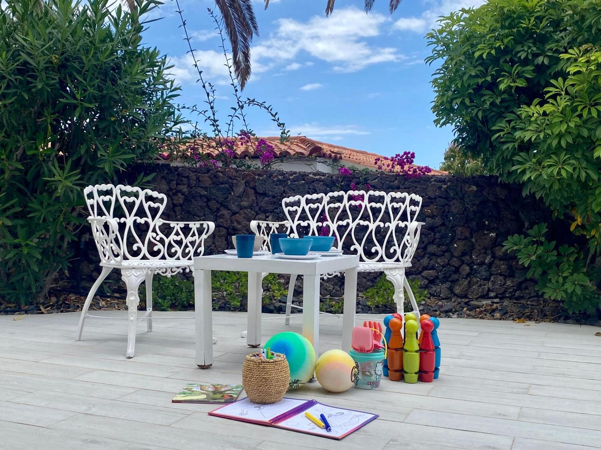 Private House With Ocean View Garden 7min To Bahia Holiday home *