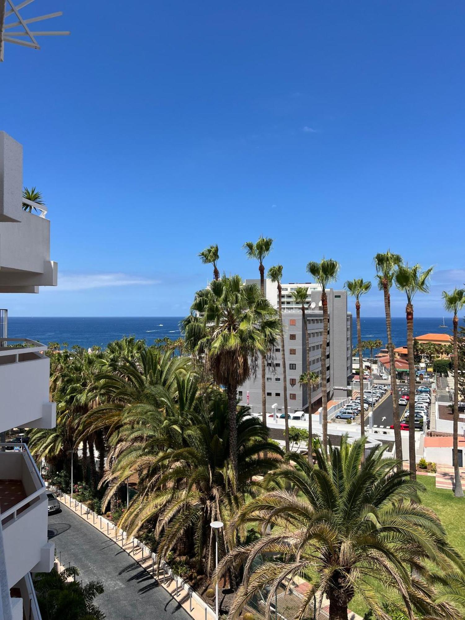Tenerife Sea View Sun 220 *