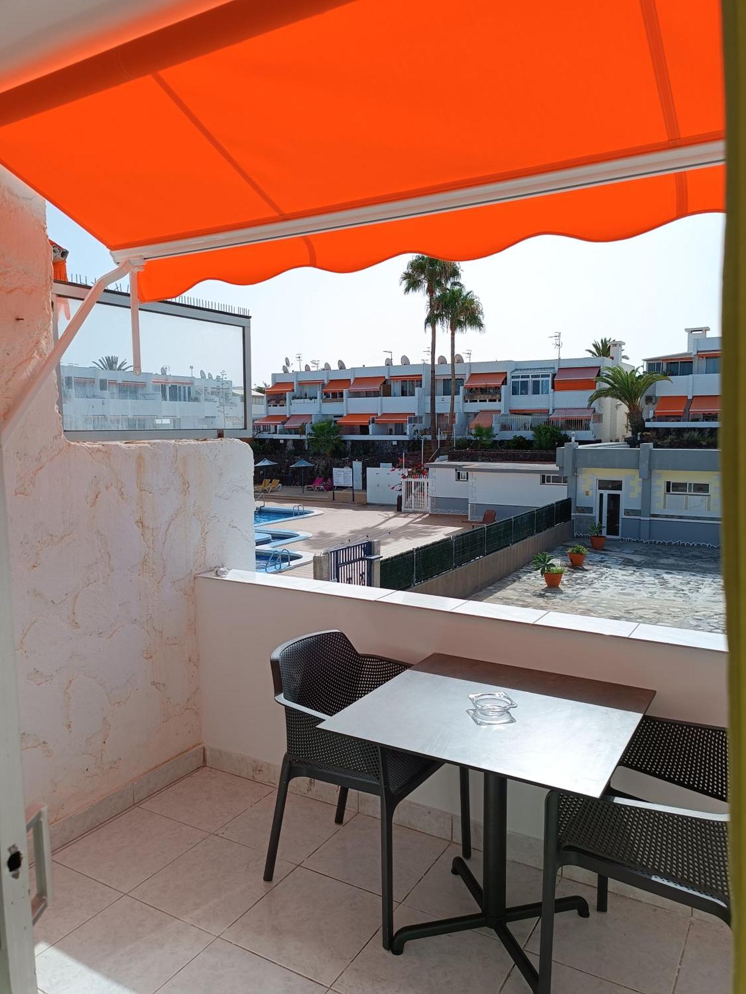 Apartamento Privado Con Piscina Apartment