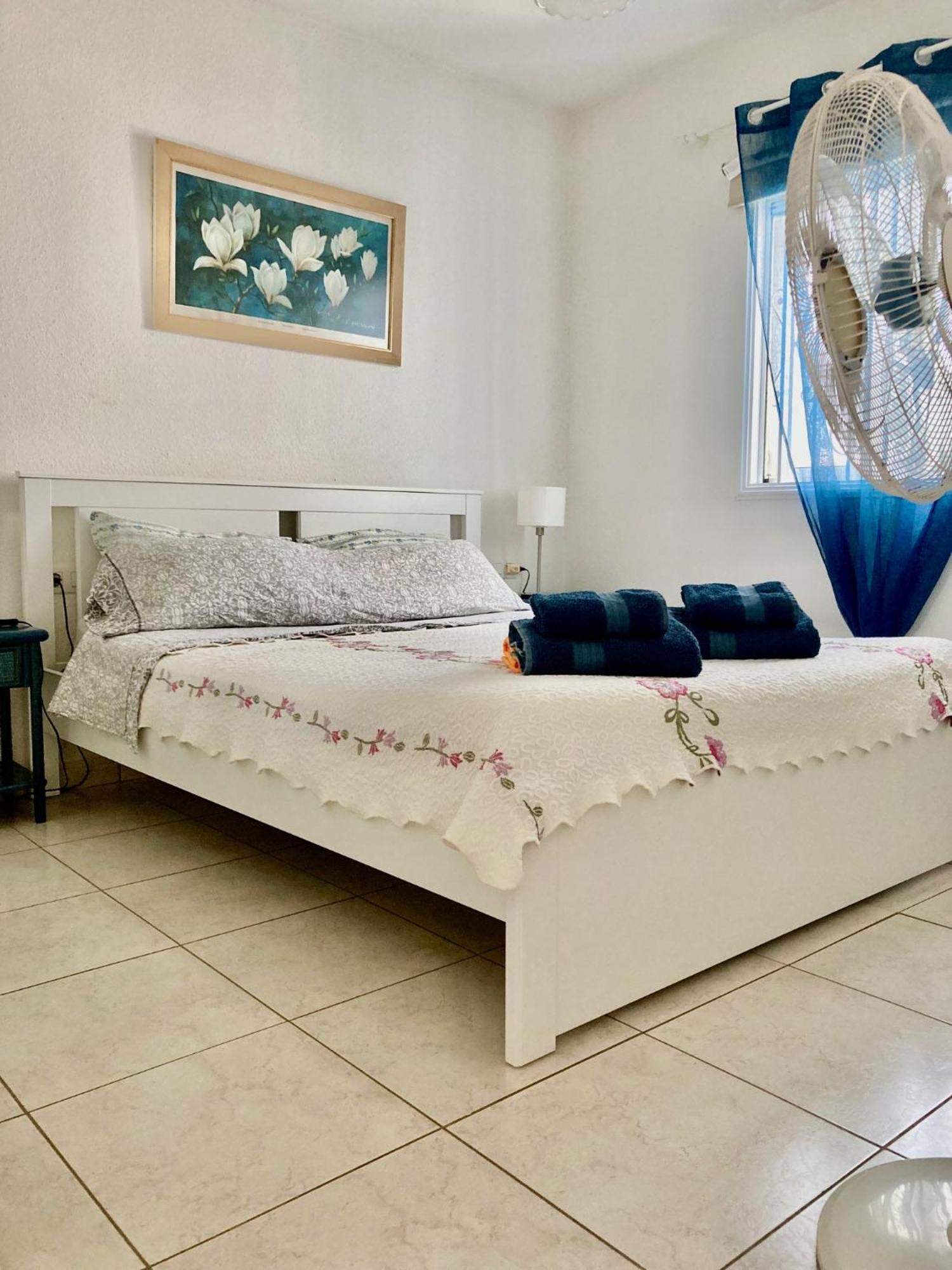 Appartement En Primera Línea De Playa, Céntrico, Tranquilo