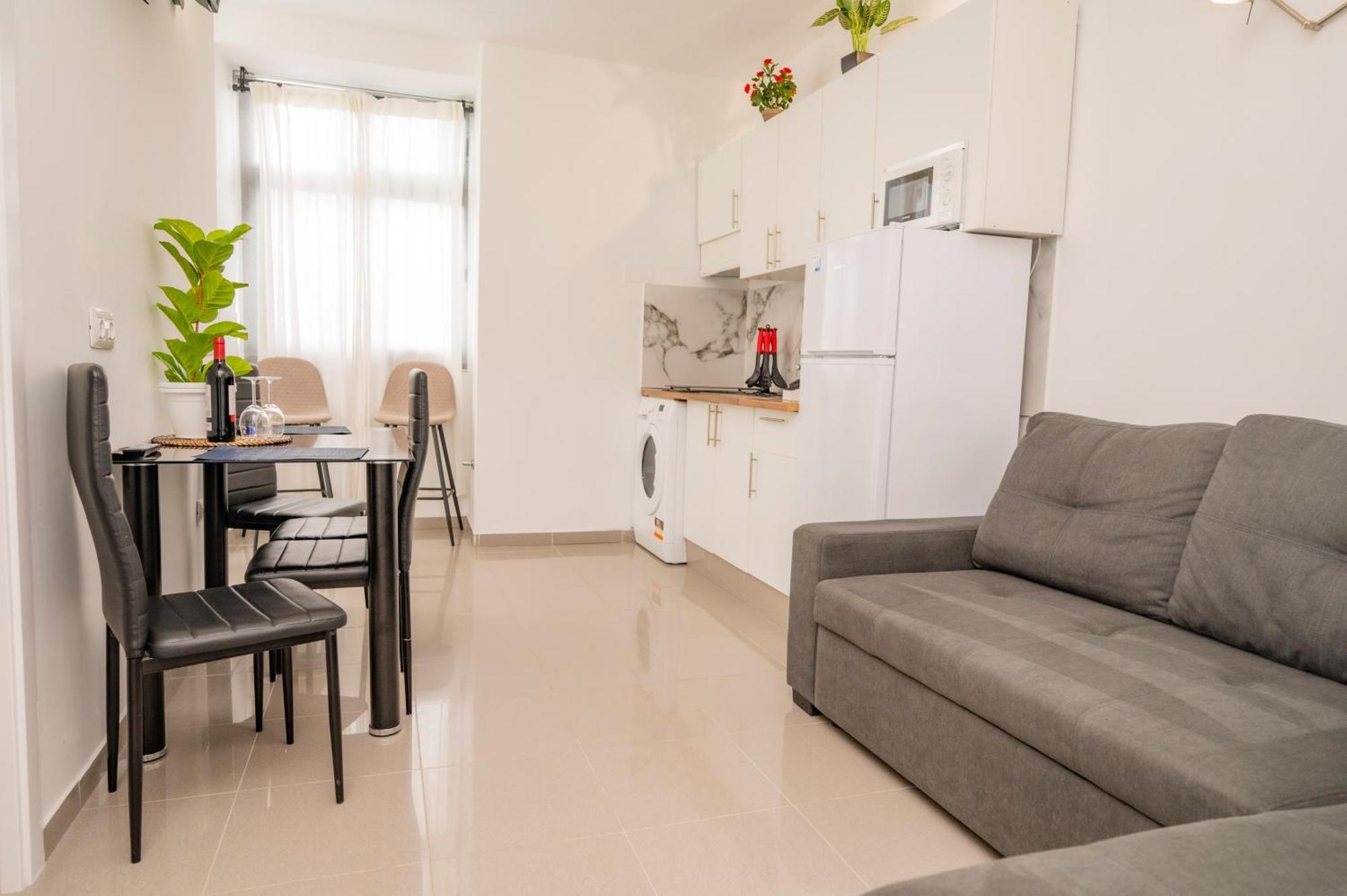 Casa Grego La Vera-Carril