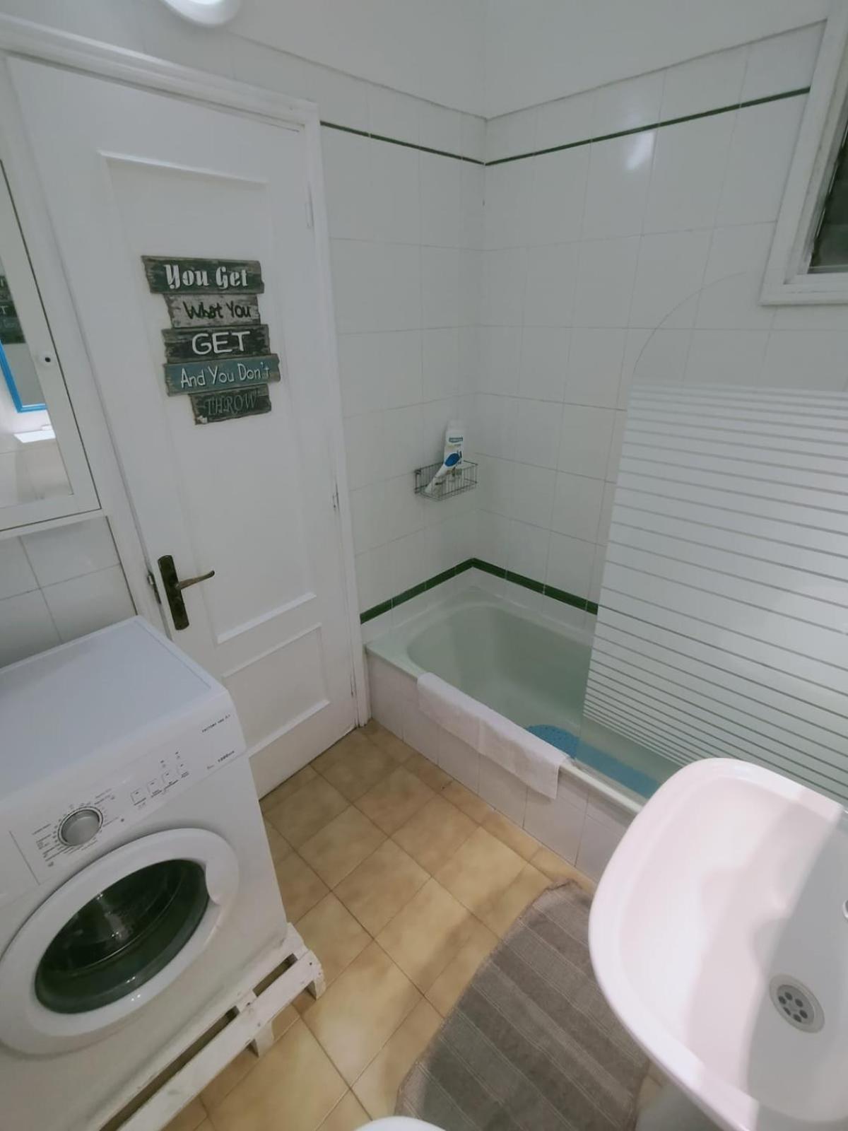 El Diamante Wifi-pool Apartment *