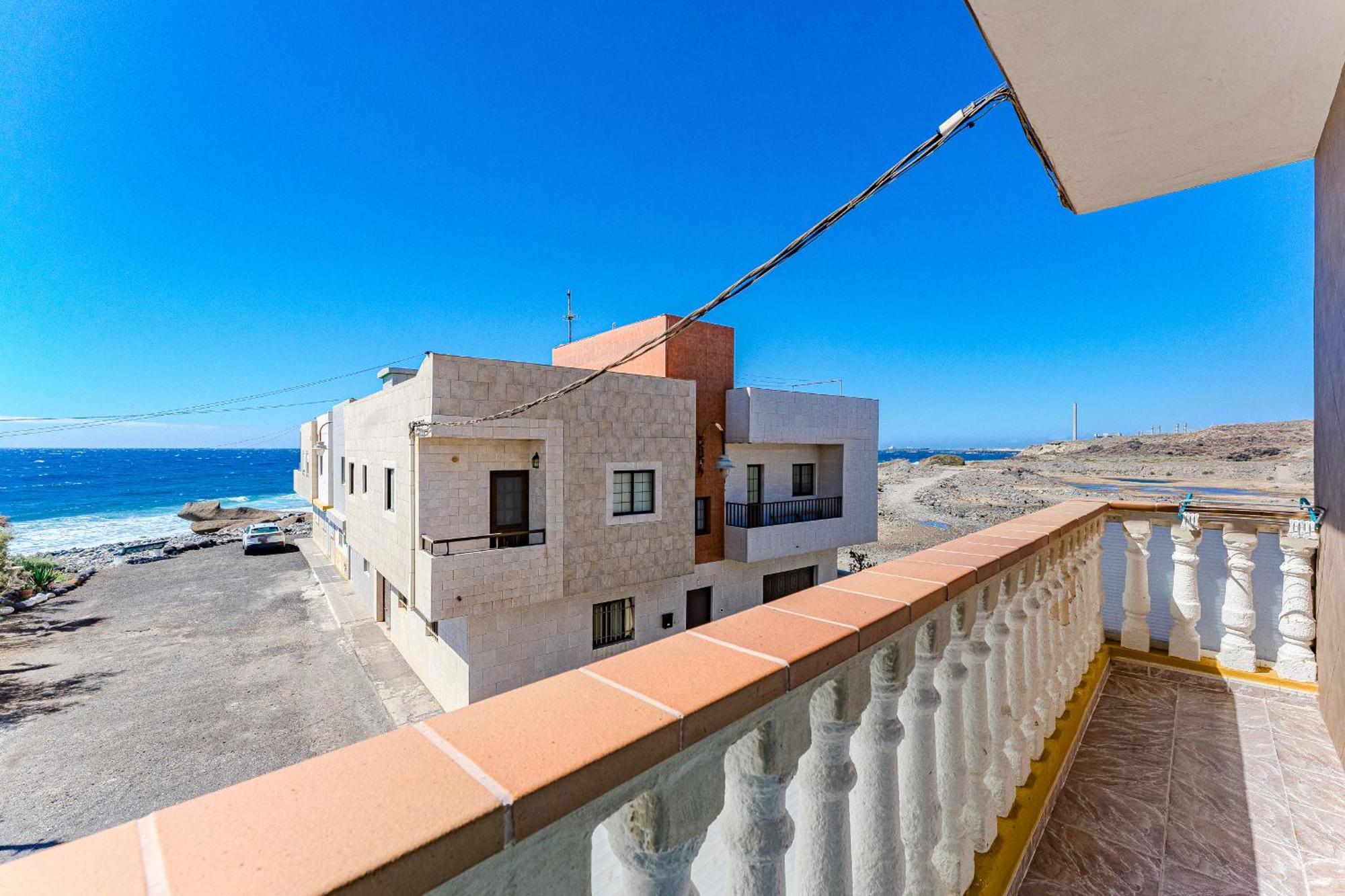 Sea View Blue Pearl
