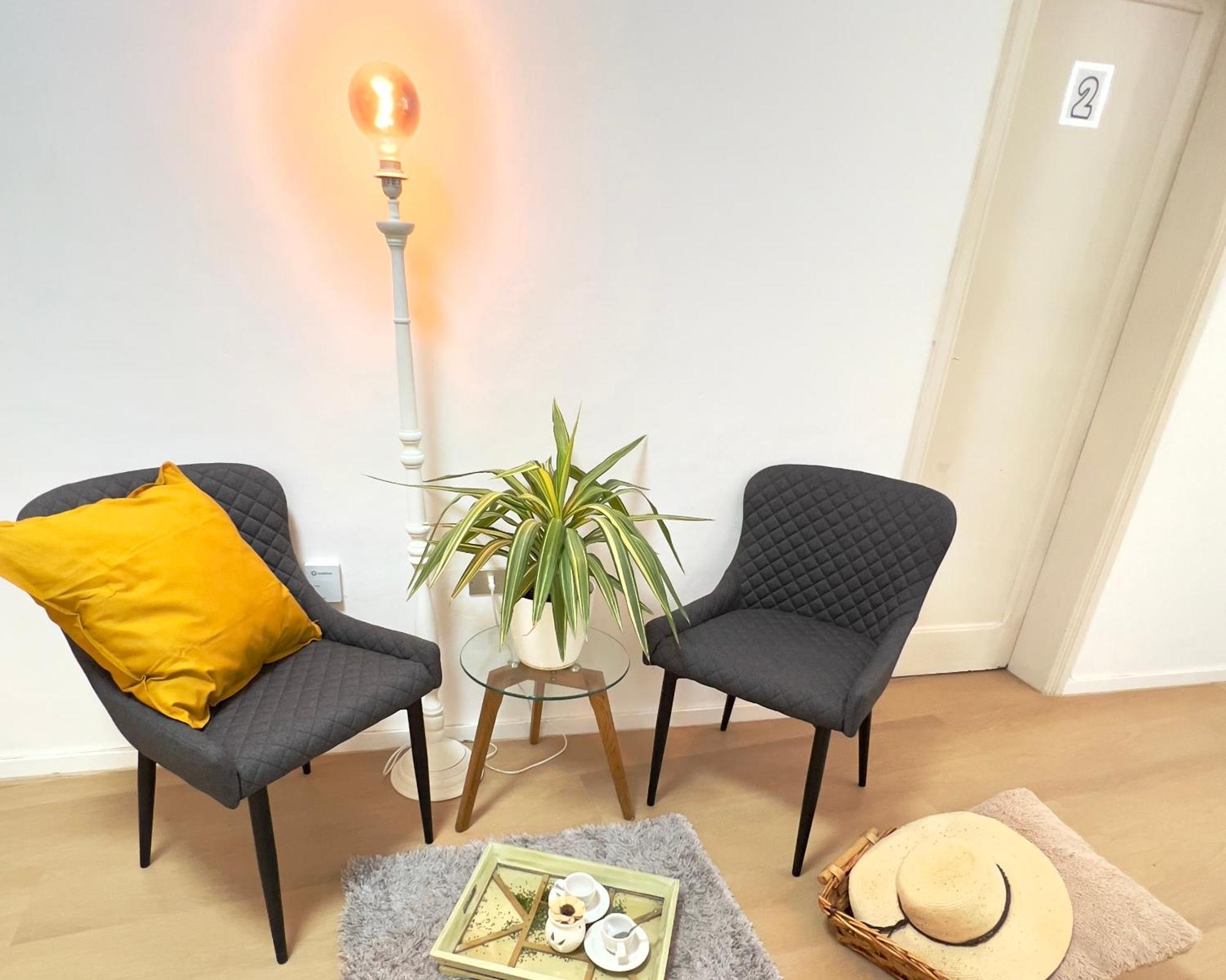 Alcamar Privada Con Areas De Sala, Cocina Y Bano Que Se Comparten Cerca Al Mar! Séjour chez l'habitant Alcalá la Real