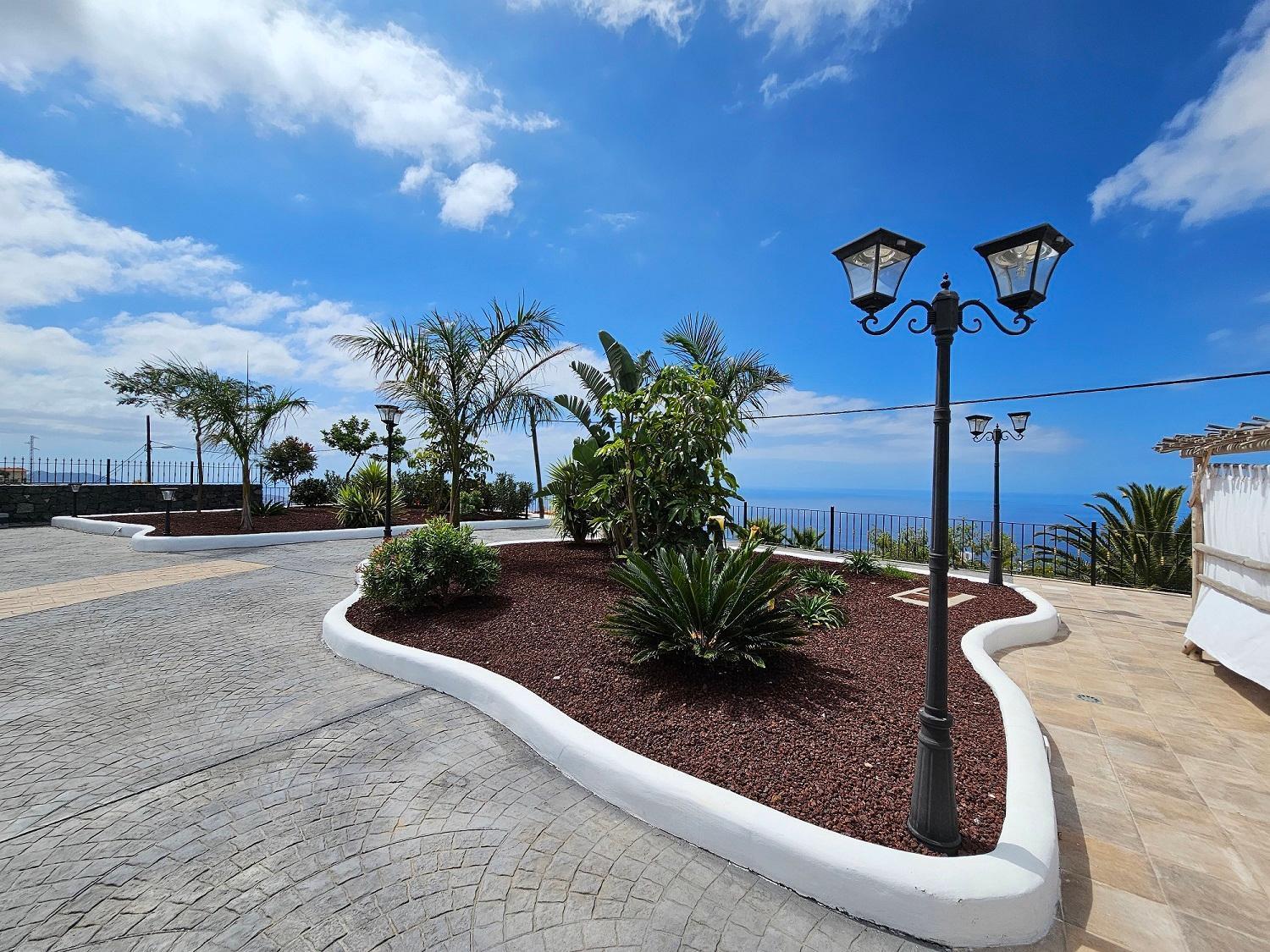 La Paz Con Piscina Y Yacuzzy Integrado Villa Costa Adeje (Tenerife)