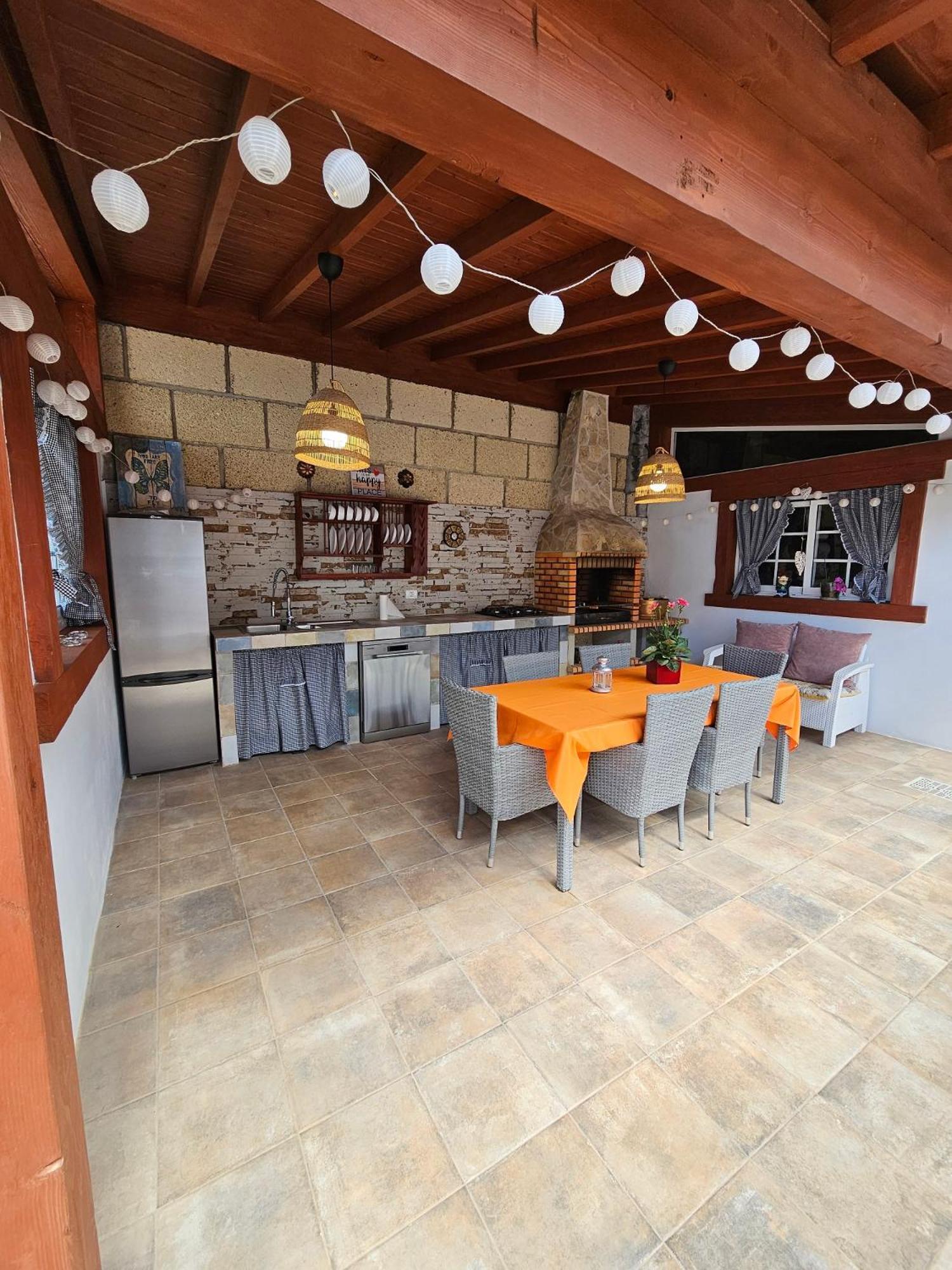 Villa La Paz Con Piscina Y Yacuzzy Integrado