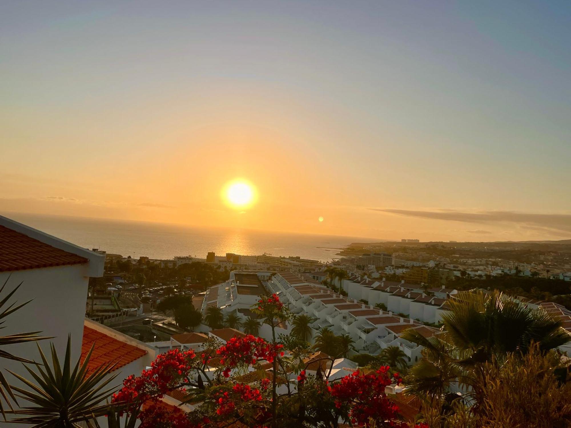 Tenerife Holidays * Costa Adeje (Tenerife)