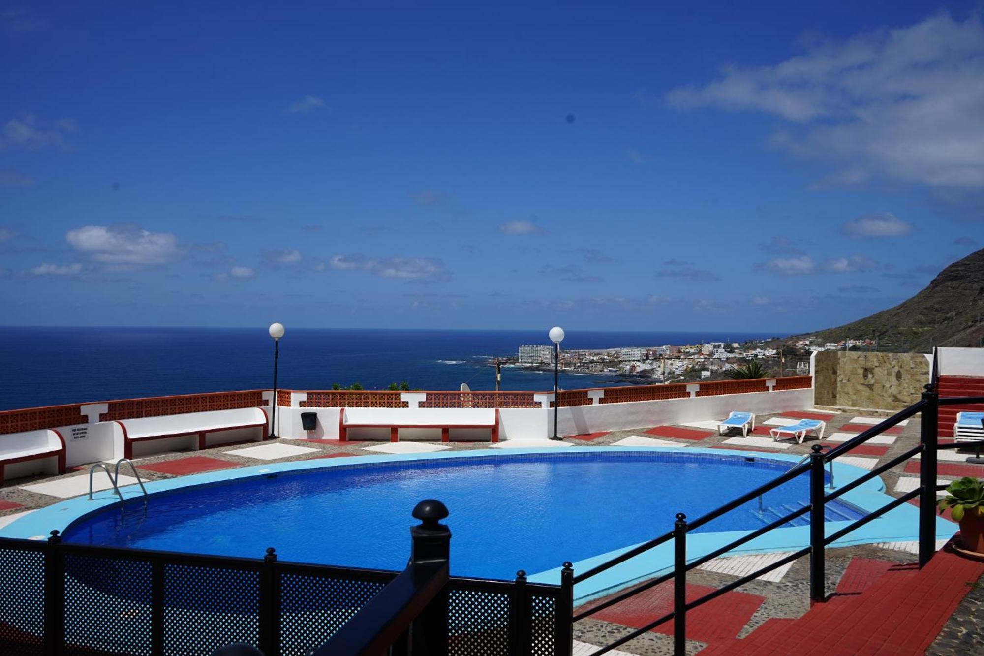 Atlantic Surfers Paradise Bajamar - Surf, Senderismo Y Piscina *