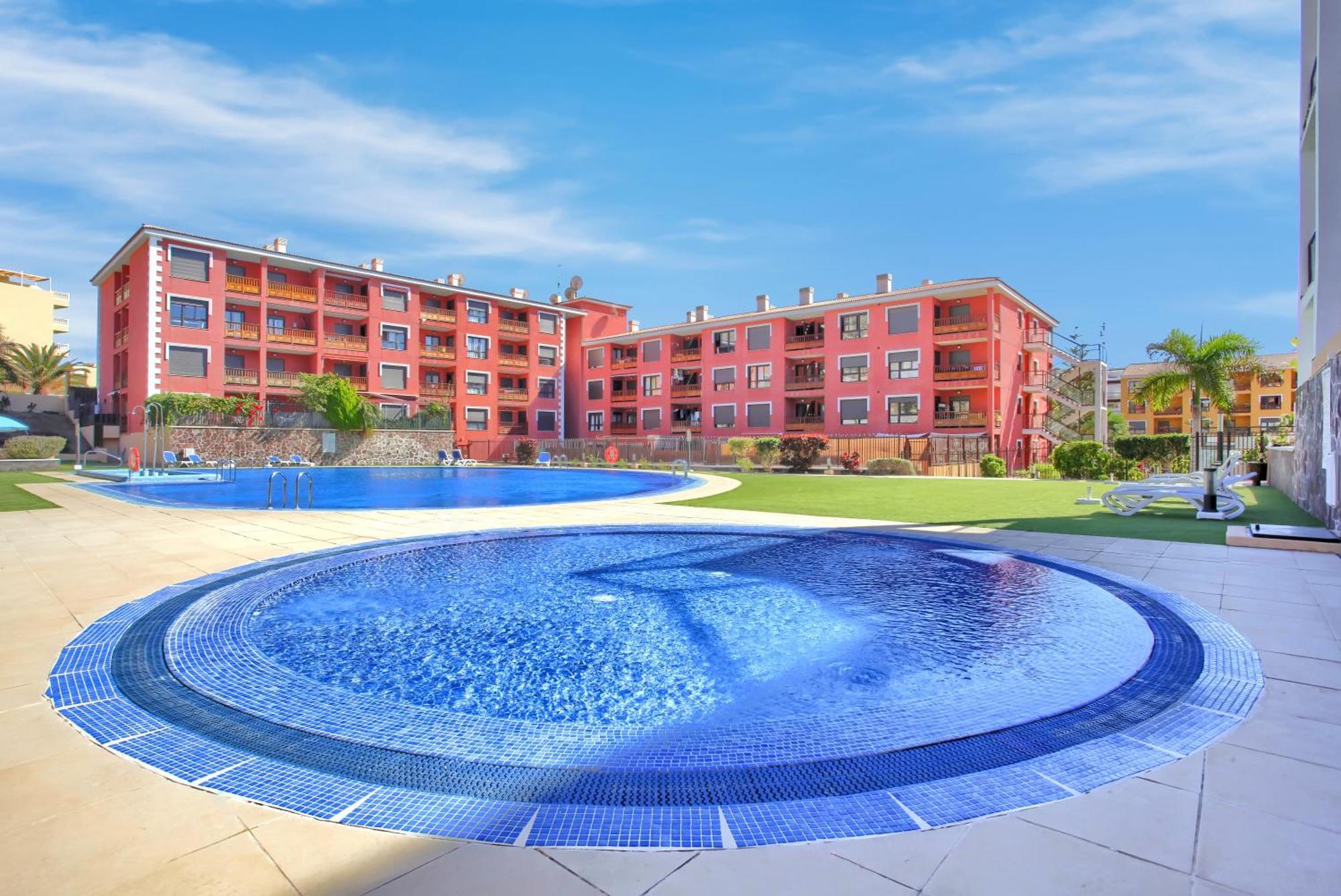 Apartamento Mocan, Terrace Garden, Garage, Pool, Fiber *
