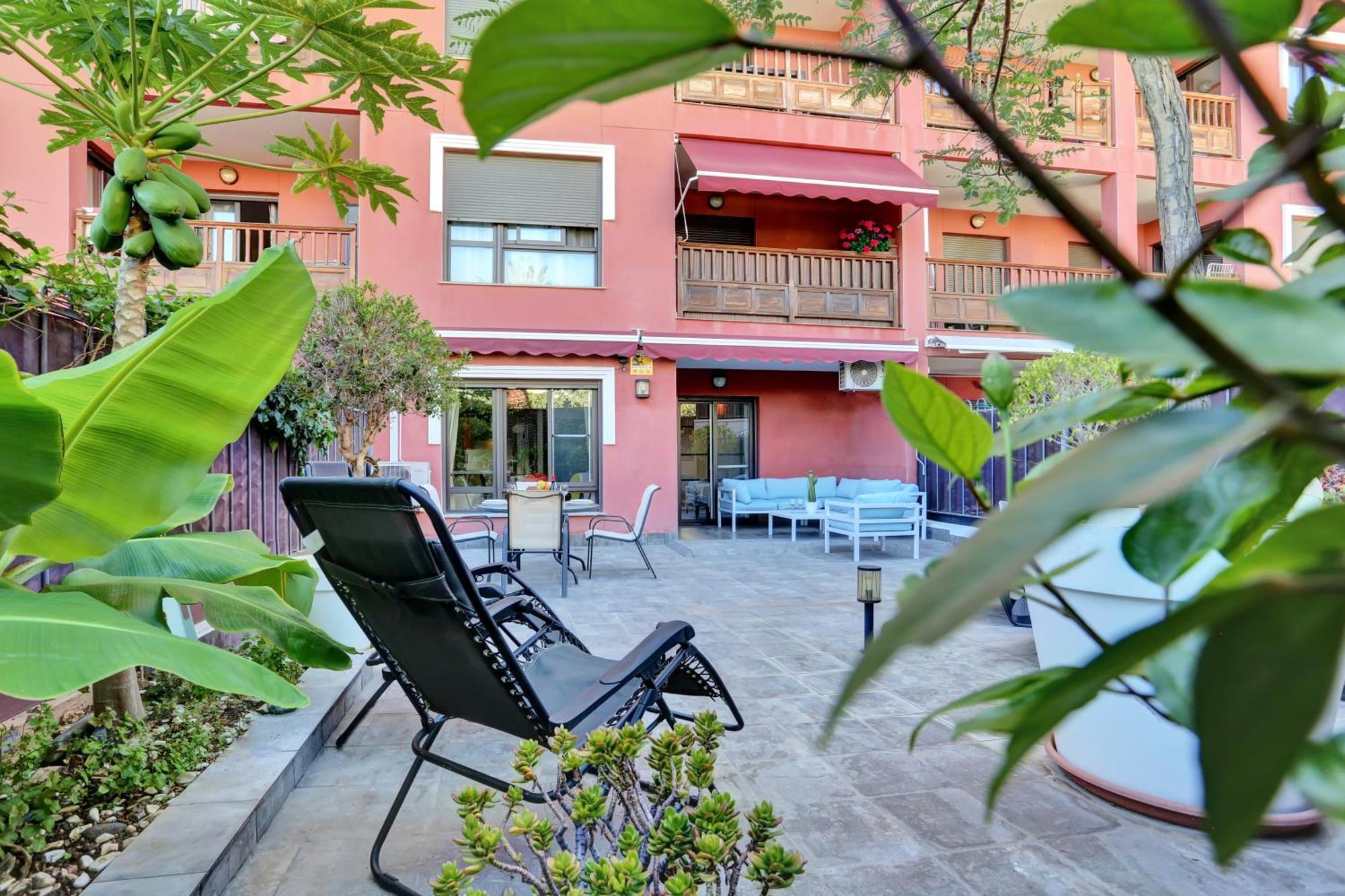 Mocan, Terrace Garden, Garage, Pool, Fiber Apartamento