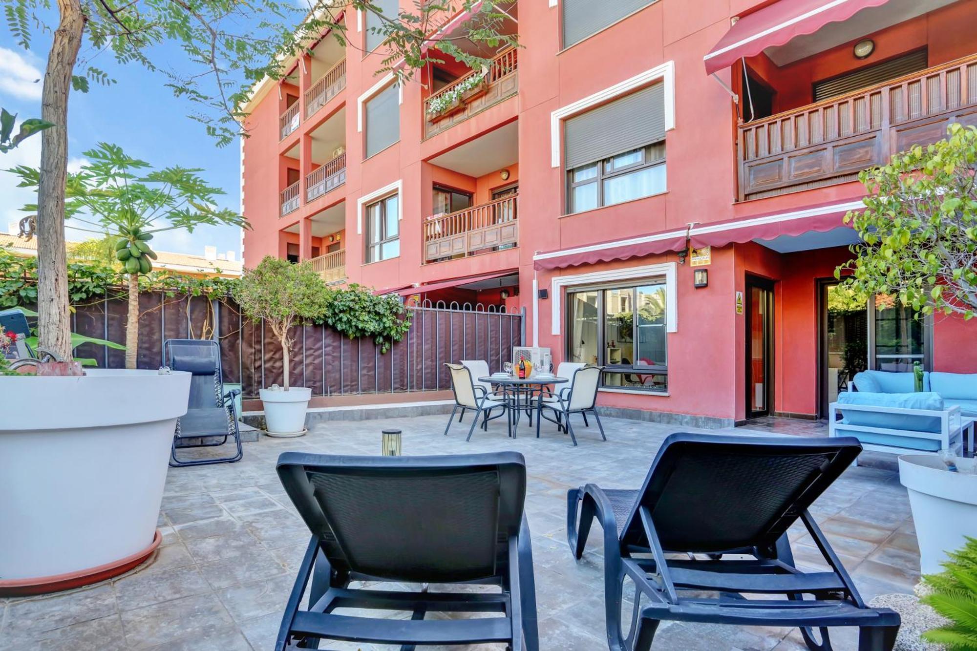 Mocan, Terrace Garden, Garage, Pool, Fiber Apartamento