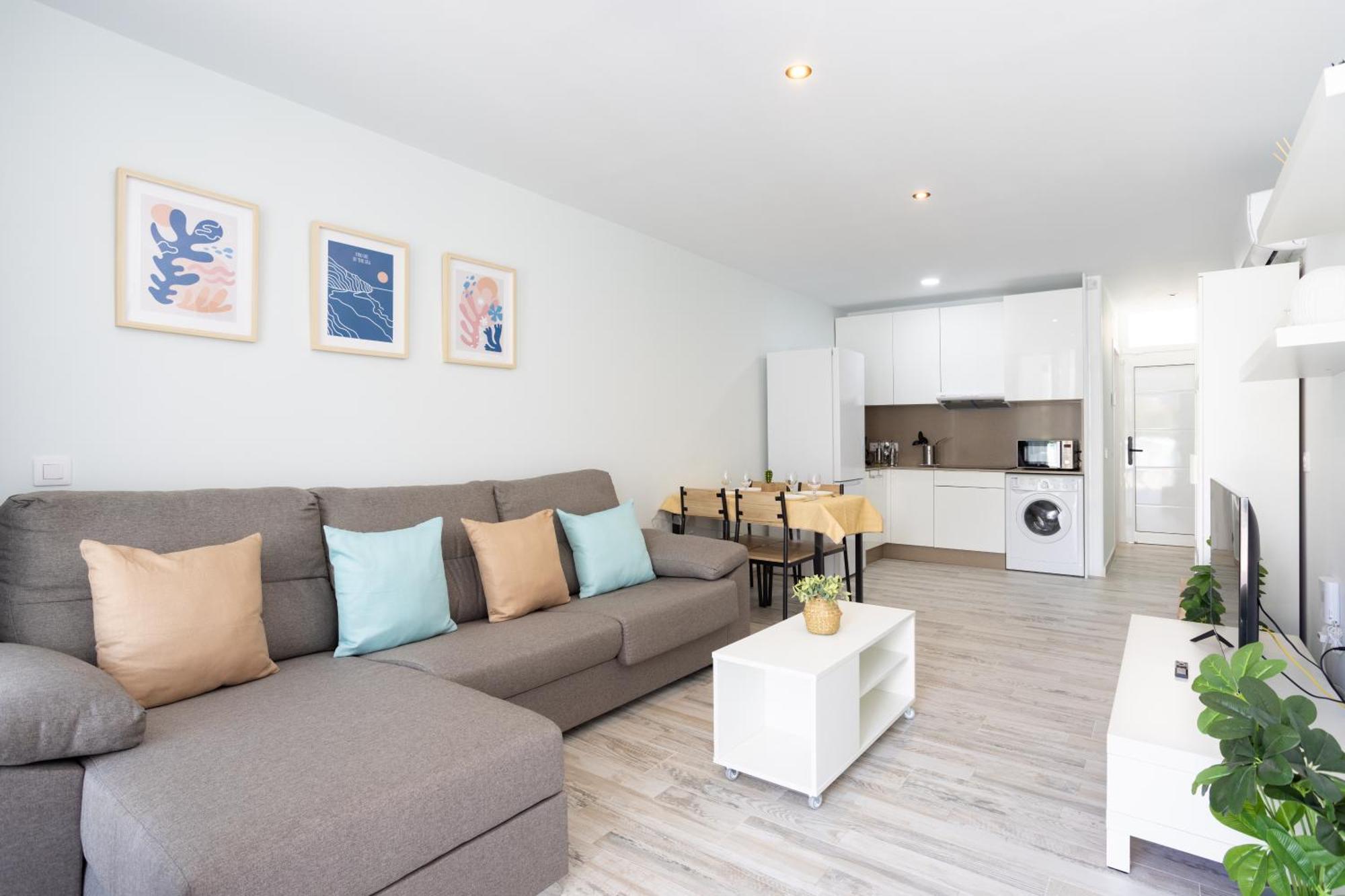 Home2book Cozy Pool & Terrace Apartment, Arona
