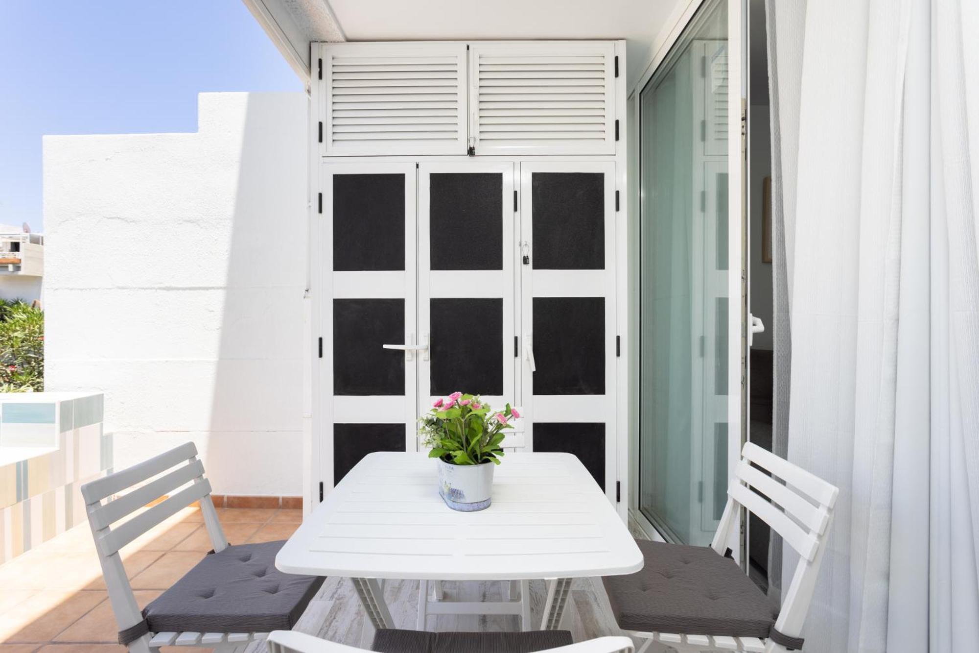 Home2book Cozy Pool & Terrace Apartment, Arona Apartamento *