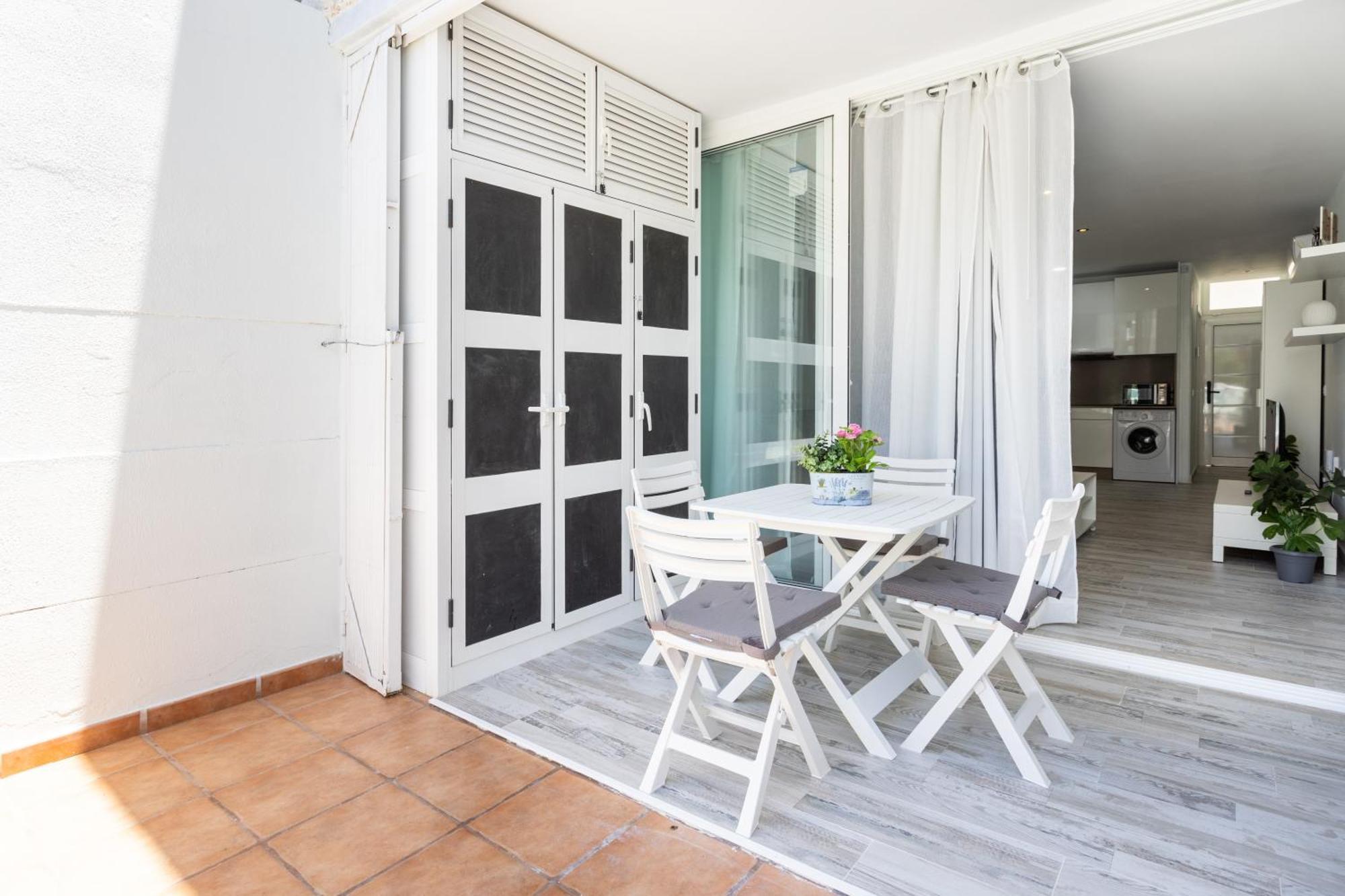 Apartamento Home2book Cozy Pool & Terrace Apartment, Arona *