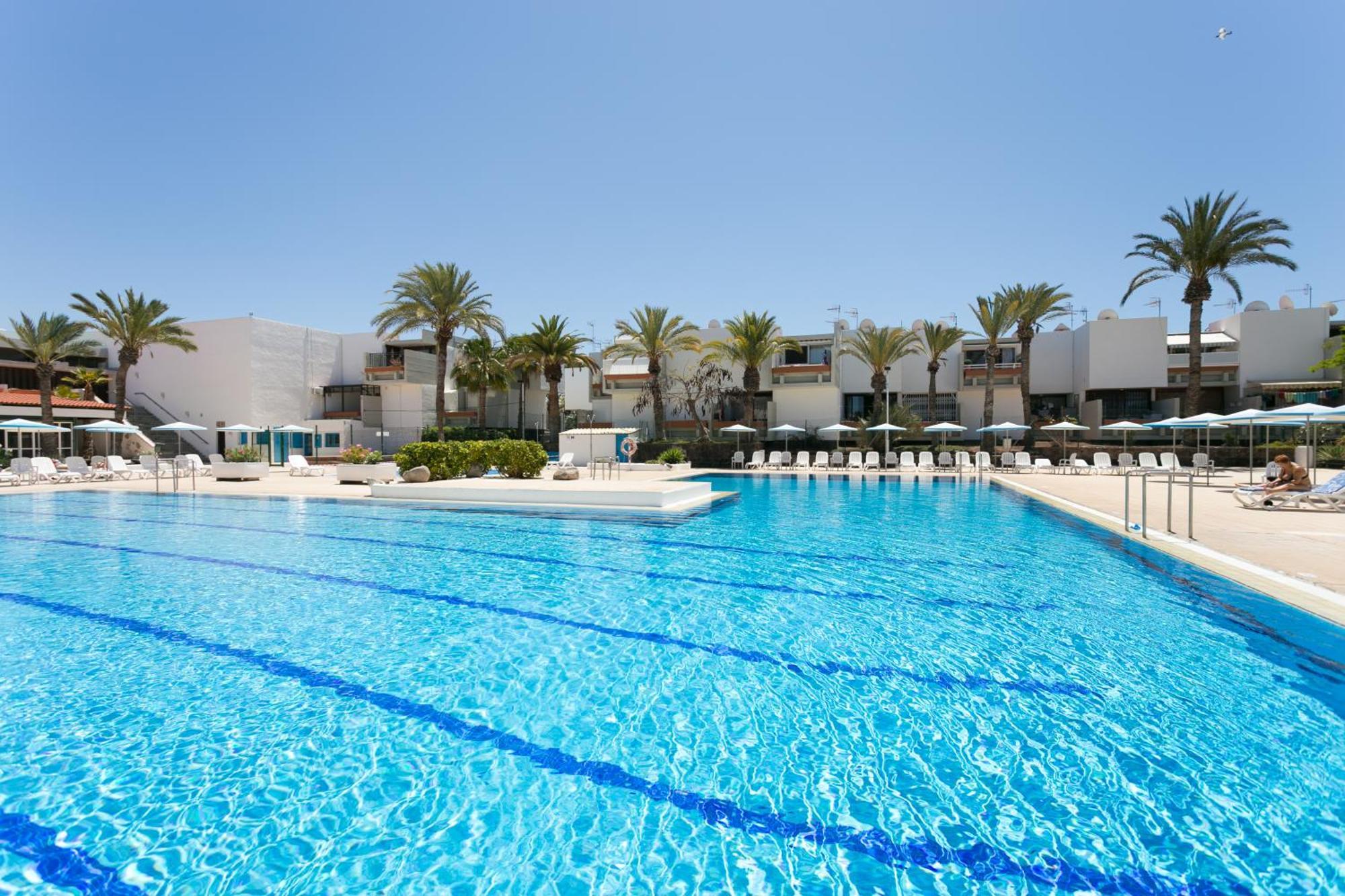 Home2book Cozy Pool & Terrace Apartment, Arona *