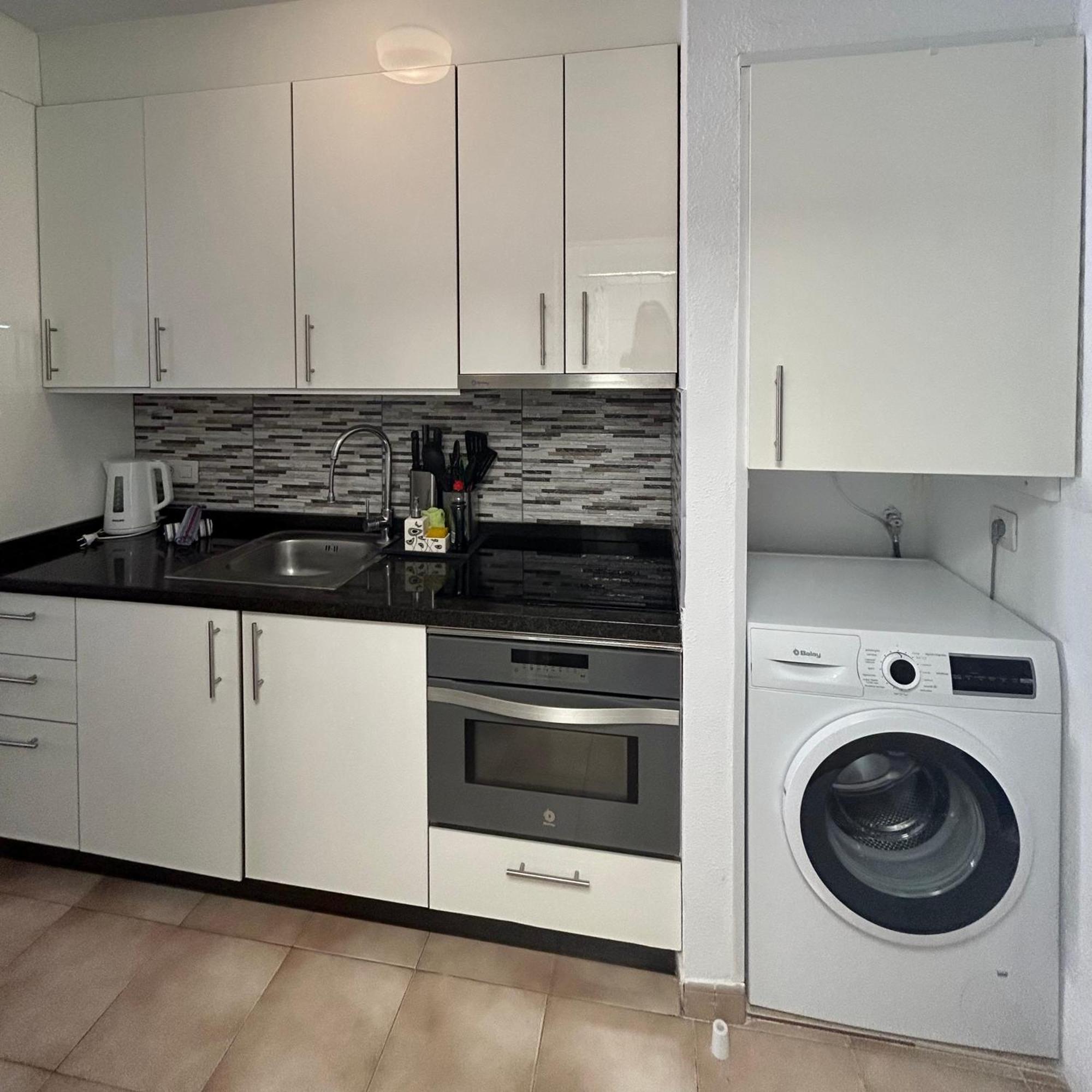 Beautiful Sea View In Castle Harbour C002 Apartamento *