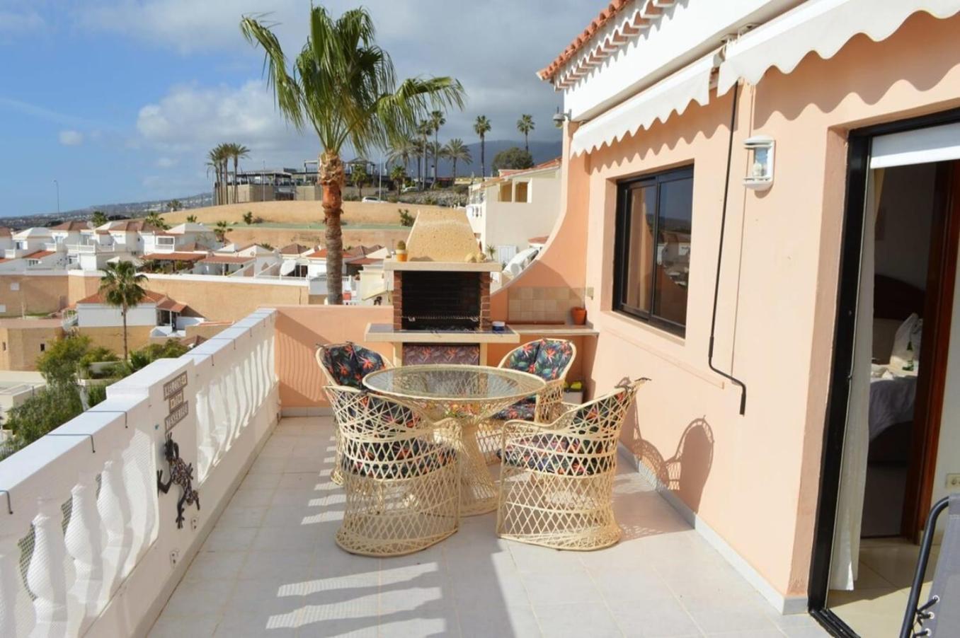 3 Bedroom With Stunning Views K302 Apartamento Costa Adeje (Tenerife)