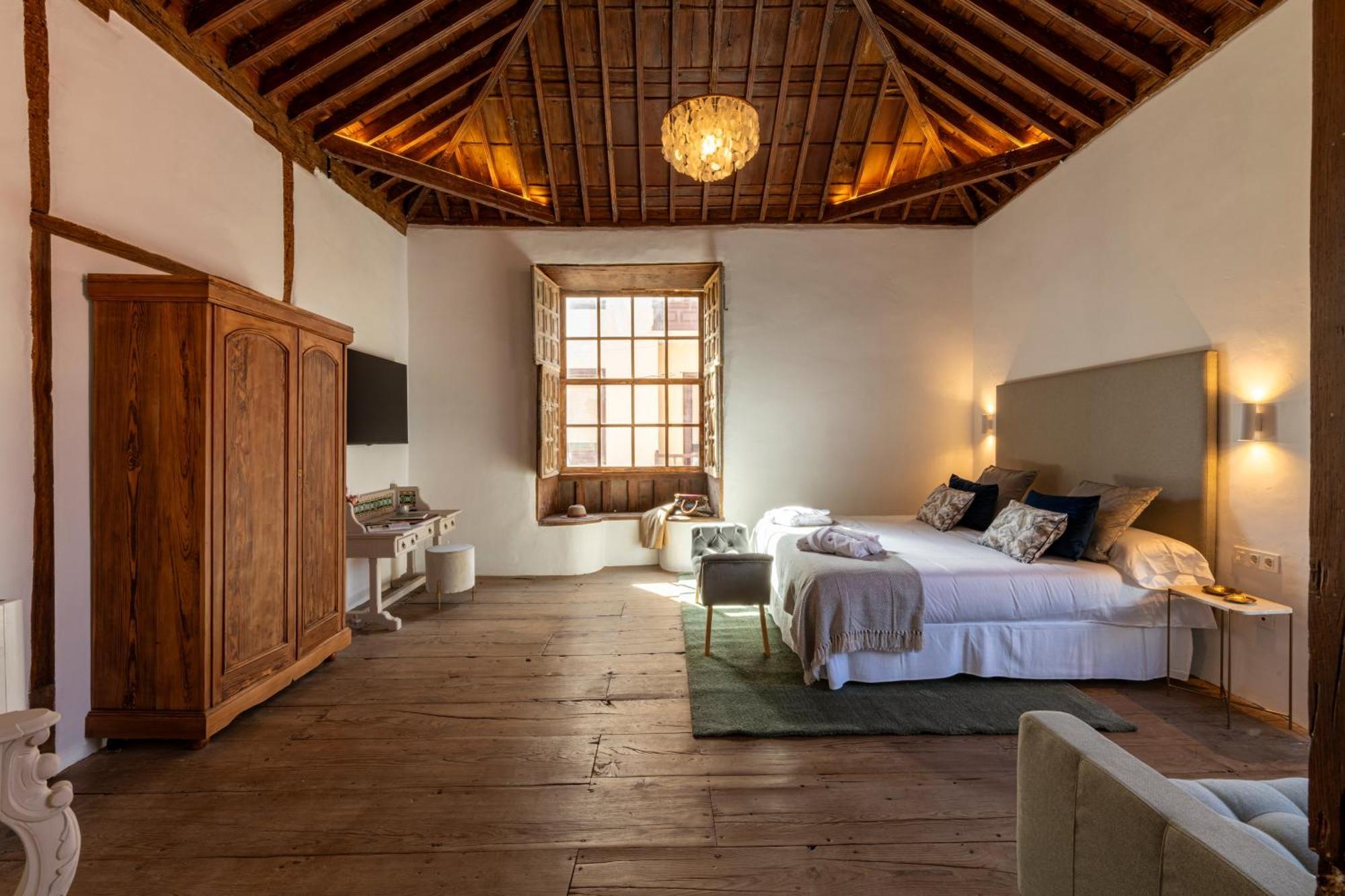 La Casa De La Camelia Hotel