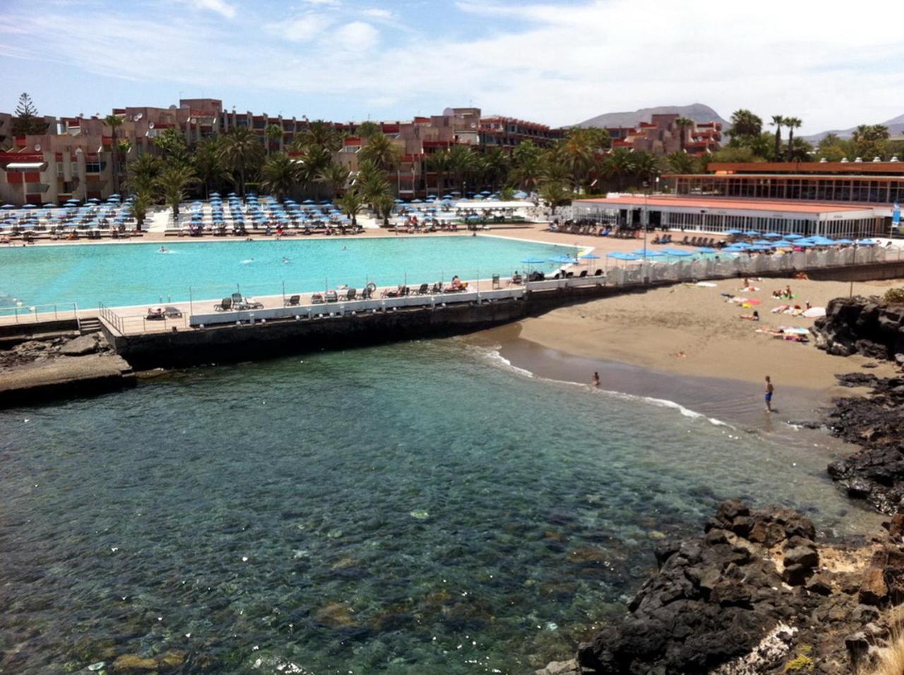 Comfortable On The 1st Sea Line In The South Of Tenerife