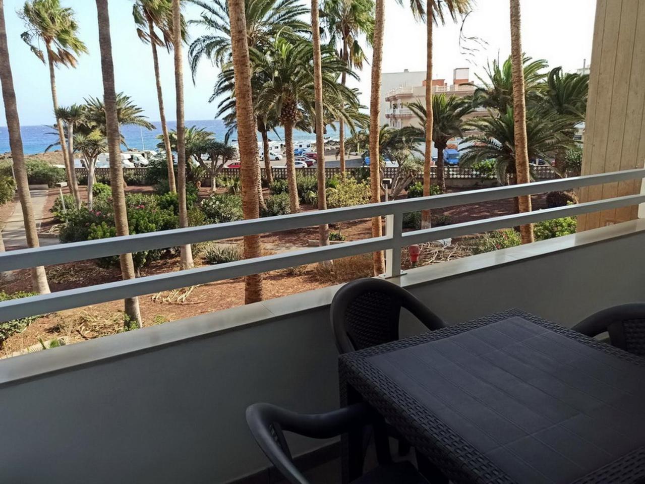 Comfortable On The 1st Sea Line In The South Of Tenerife